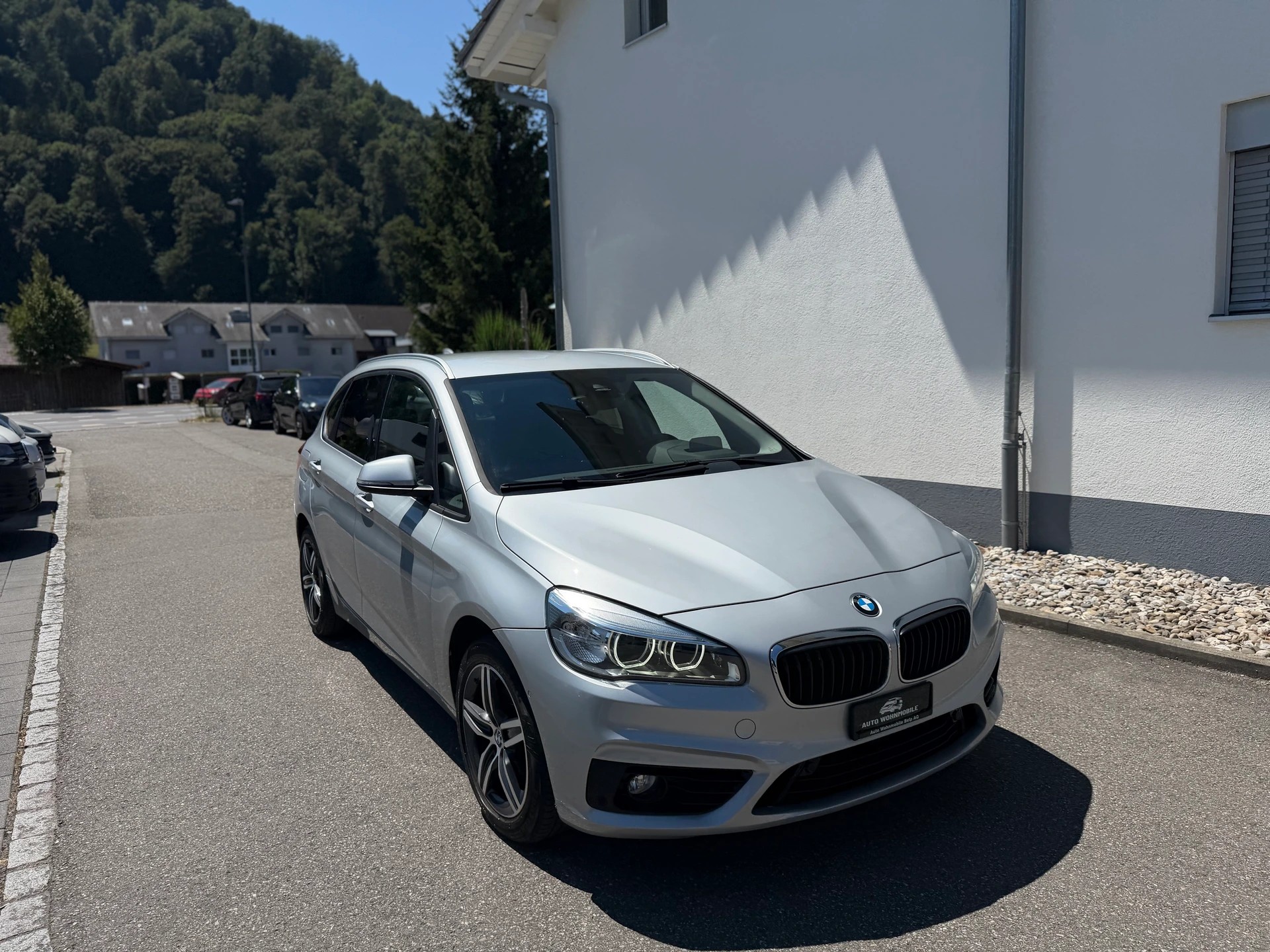 BMW 218d Active Tourer Sport Line Steptronic-image-1