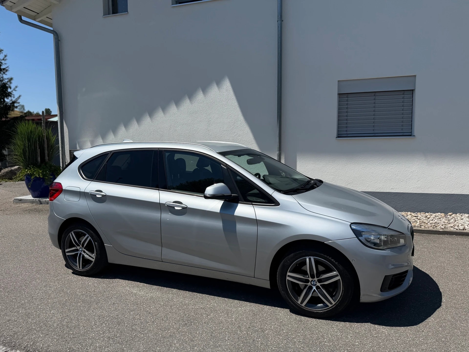 BMW 218d Active Tourer Sport Line Steptronic-image-3
