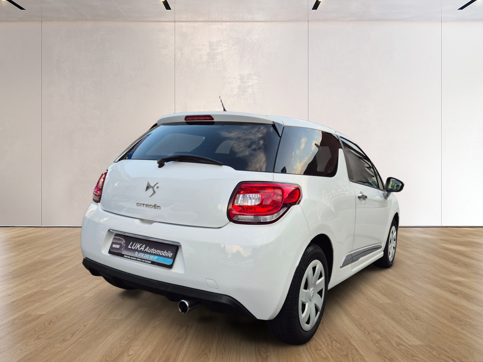 DS AUTOMOBILES DS3 1.6 16V e-HDi SO Chic-image-3