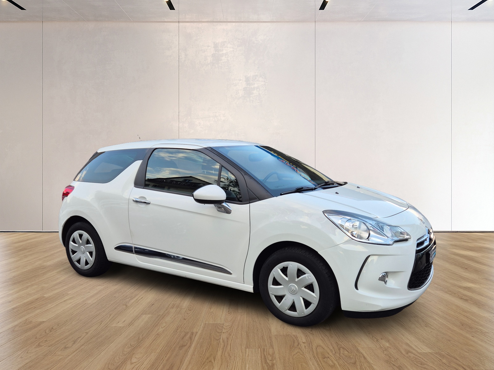 DS AUTOMOBILES DS3 1.6 16V e-HDi SO Chic-image-4
