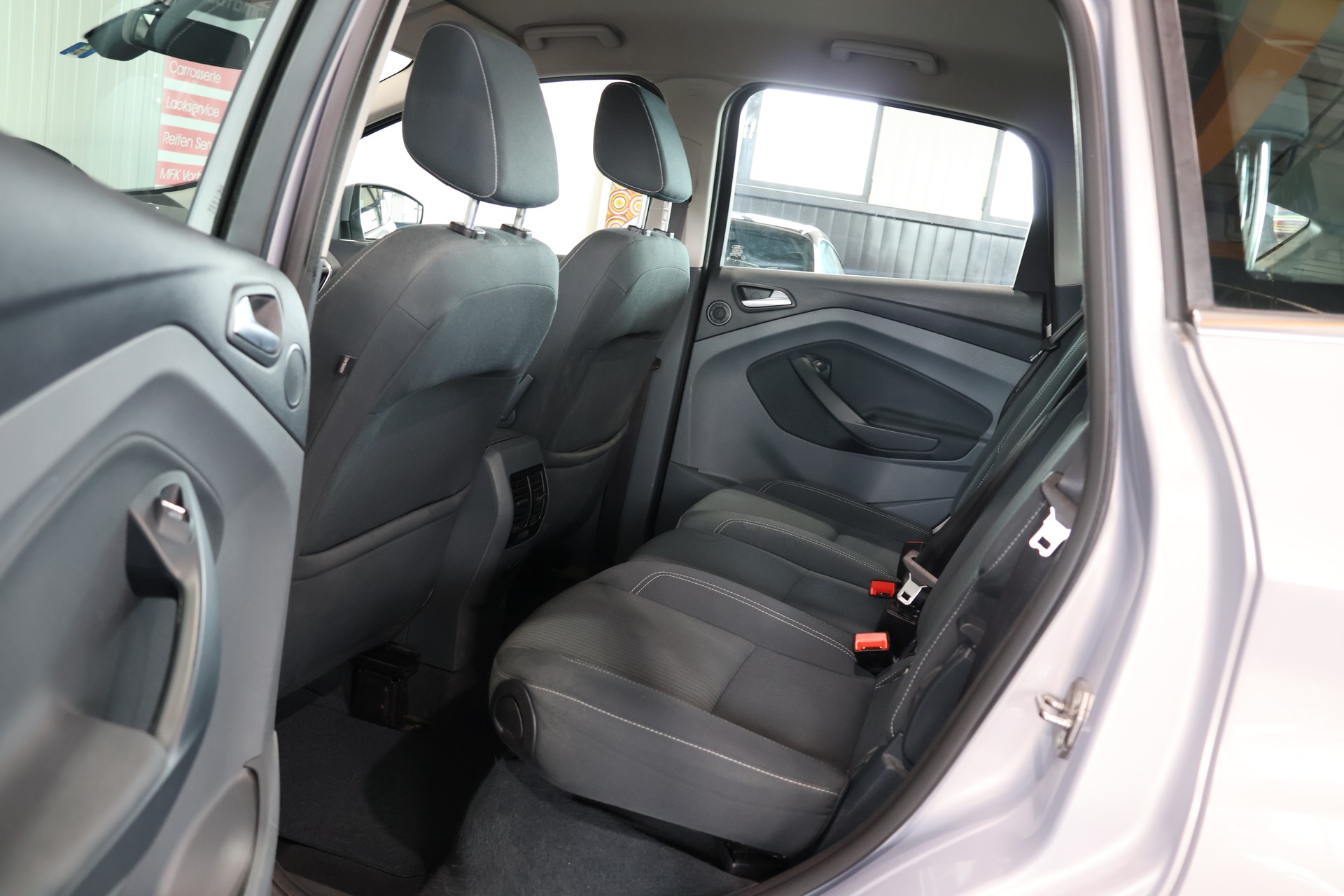 FORD C-Max 1.6 SCTi Titanium-image-14