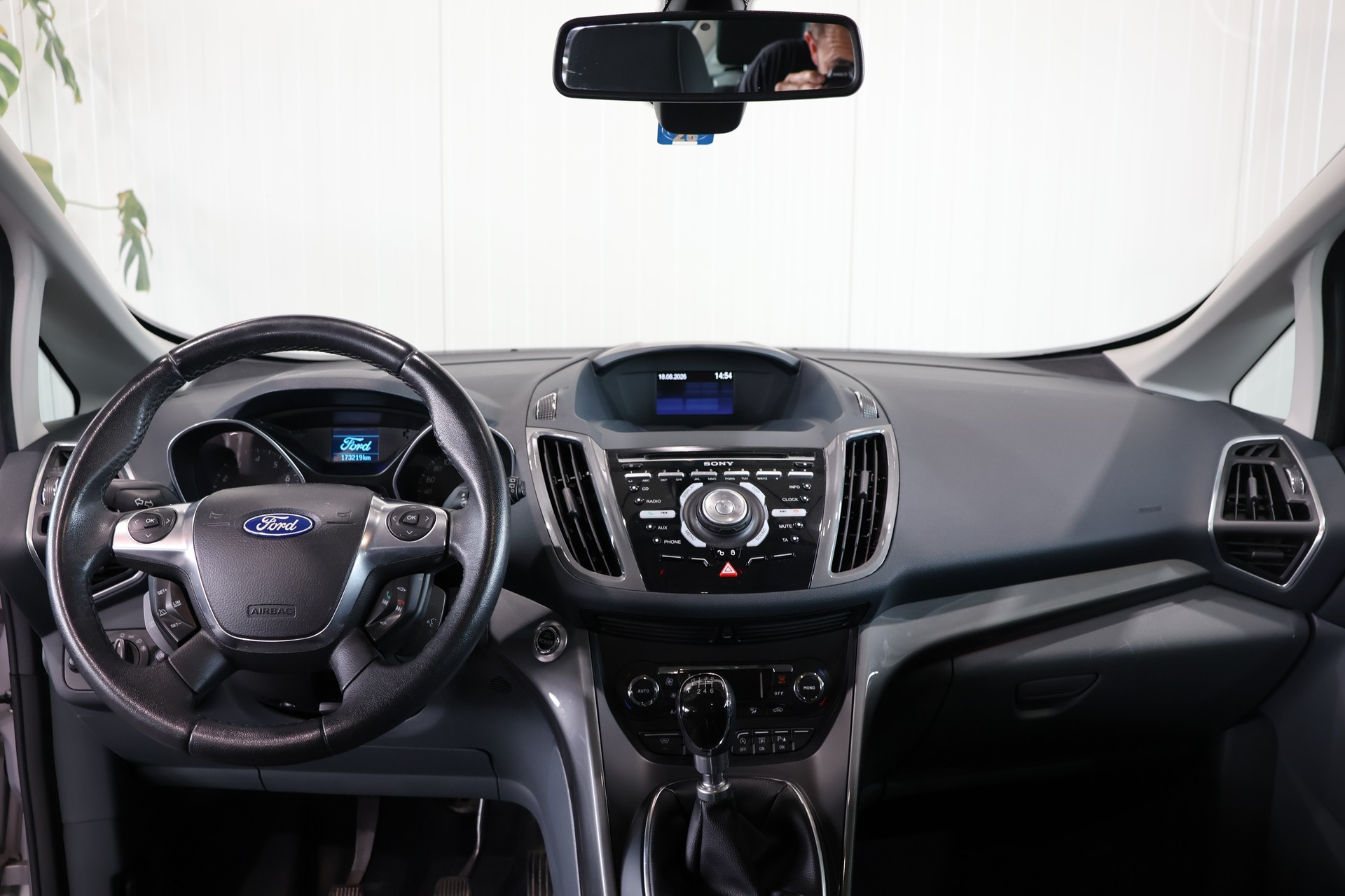 FORD C-Max 1.6 SCTi Titanium-image-11