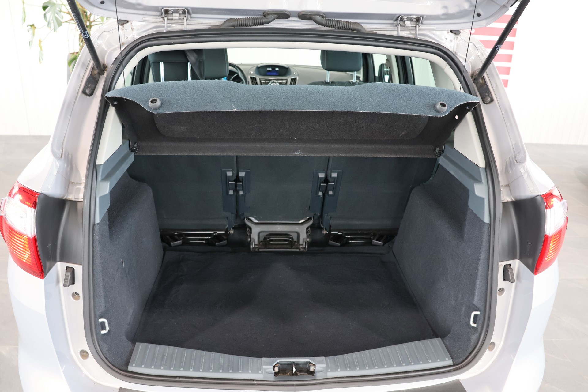 FORD C-Max 1.6 SCTi Titanium-image-15