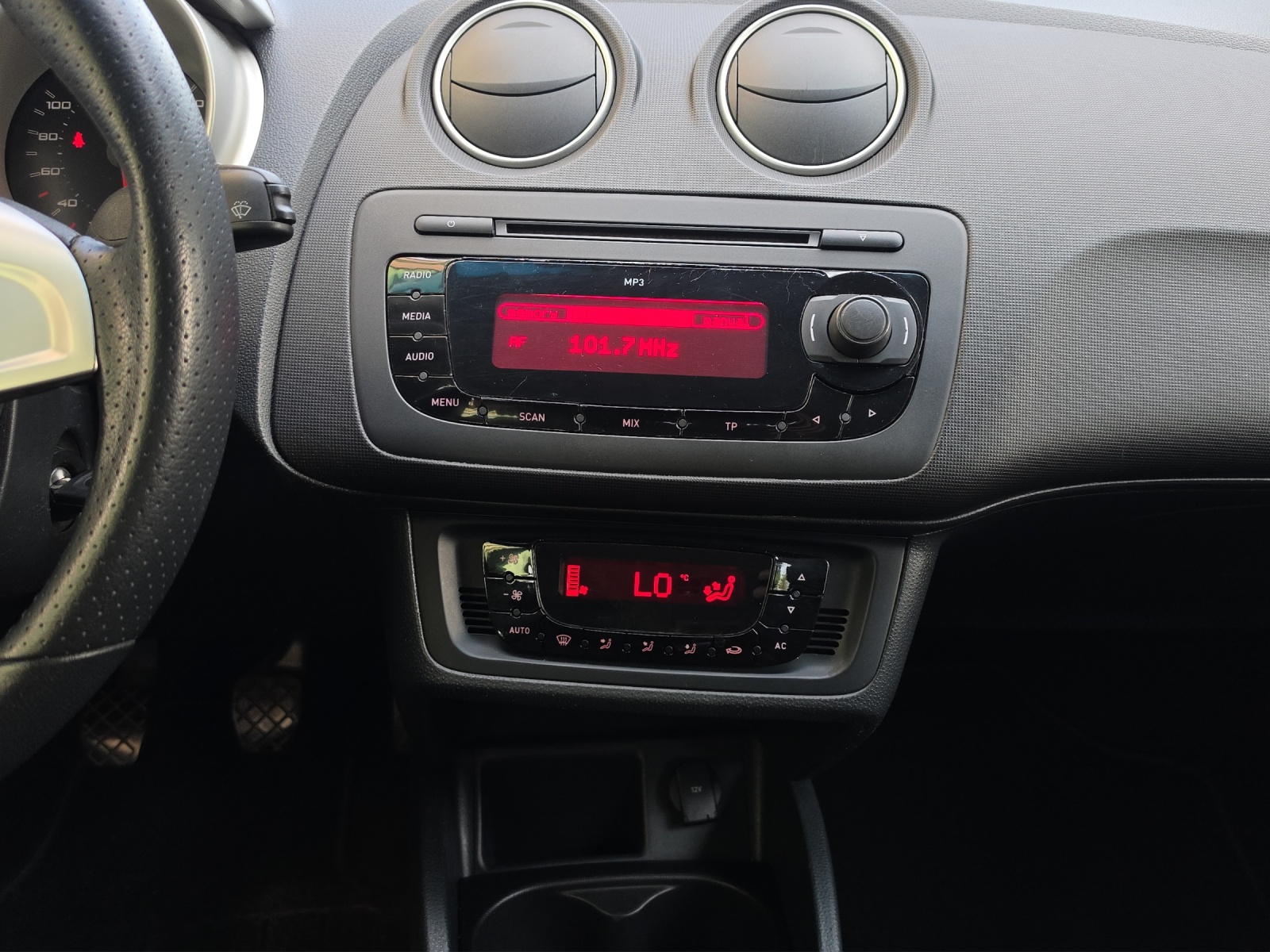 SEAT Ibiza 1.4 Sport-image-14