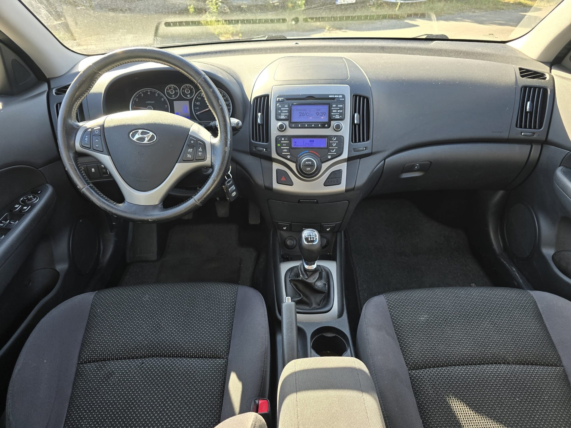 HYUNDAI i30 Wagon 1.6 Swiss Plus Edition-image-11