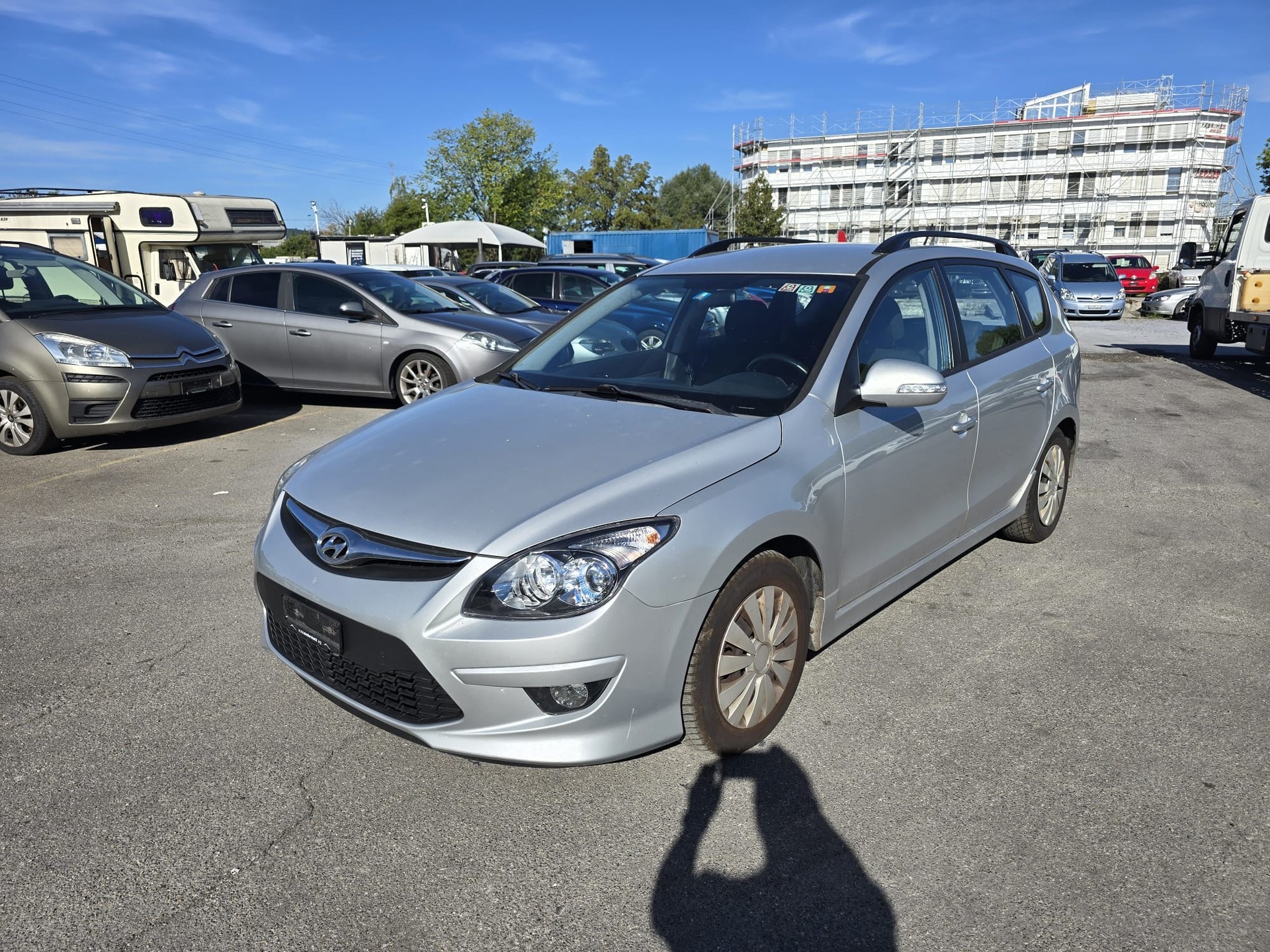HYUNDAI i30 Wagon 1.6 Swiss Plus Edition-image-1
