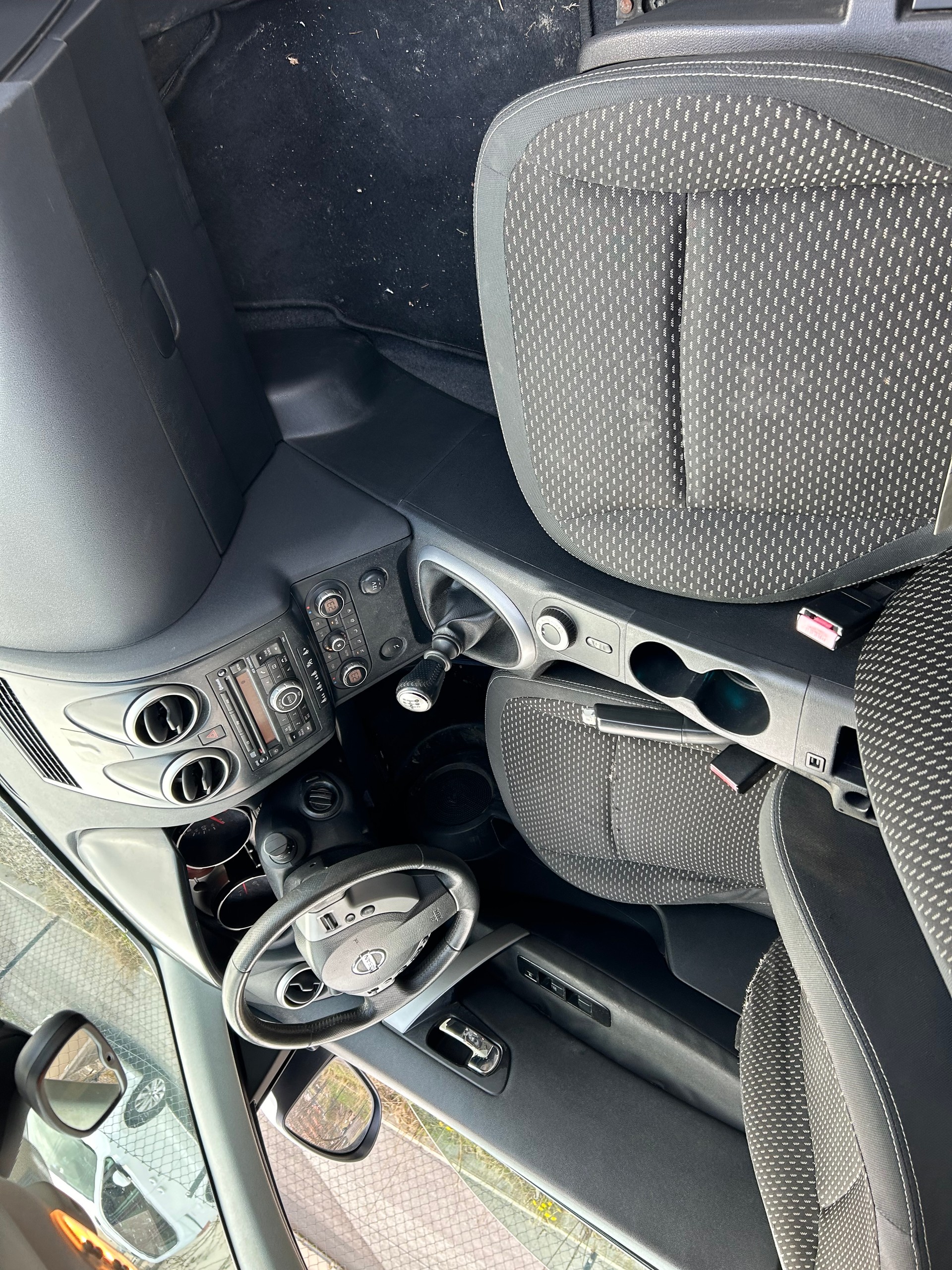 NISSAN Qashqai 2.0 dCi 4WD tekna-image-3