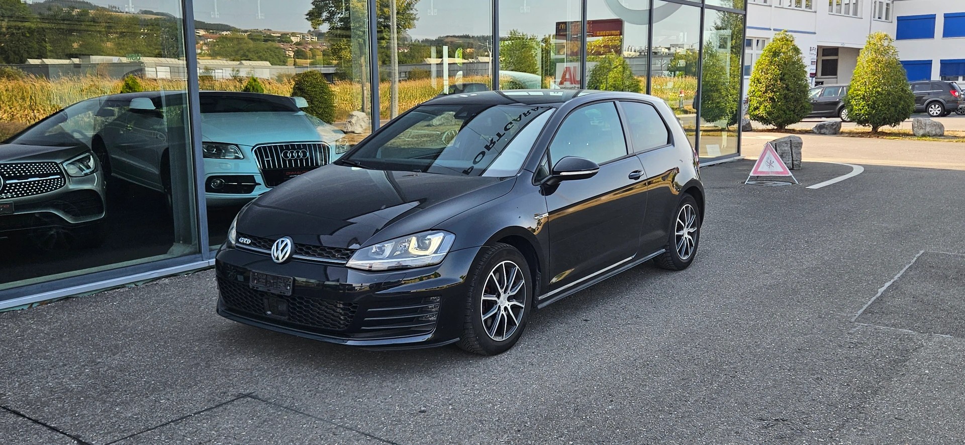 VW Golf 2.0 TDI GTD-image-1