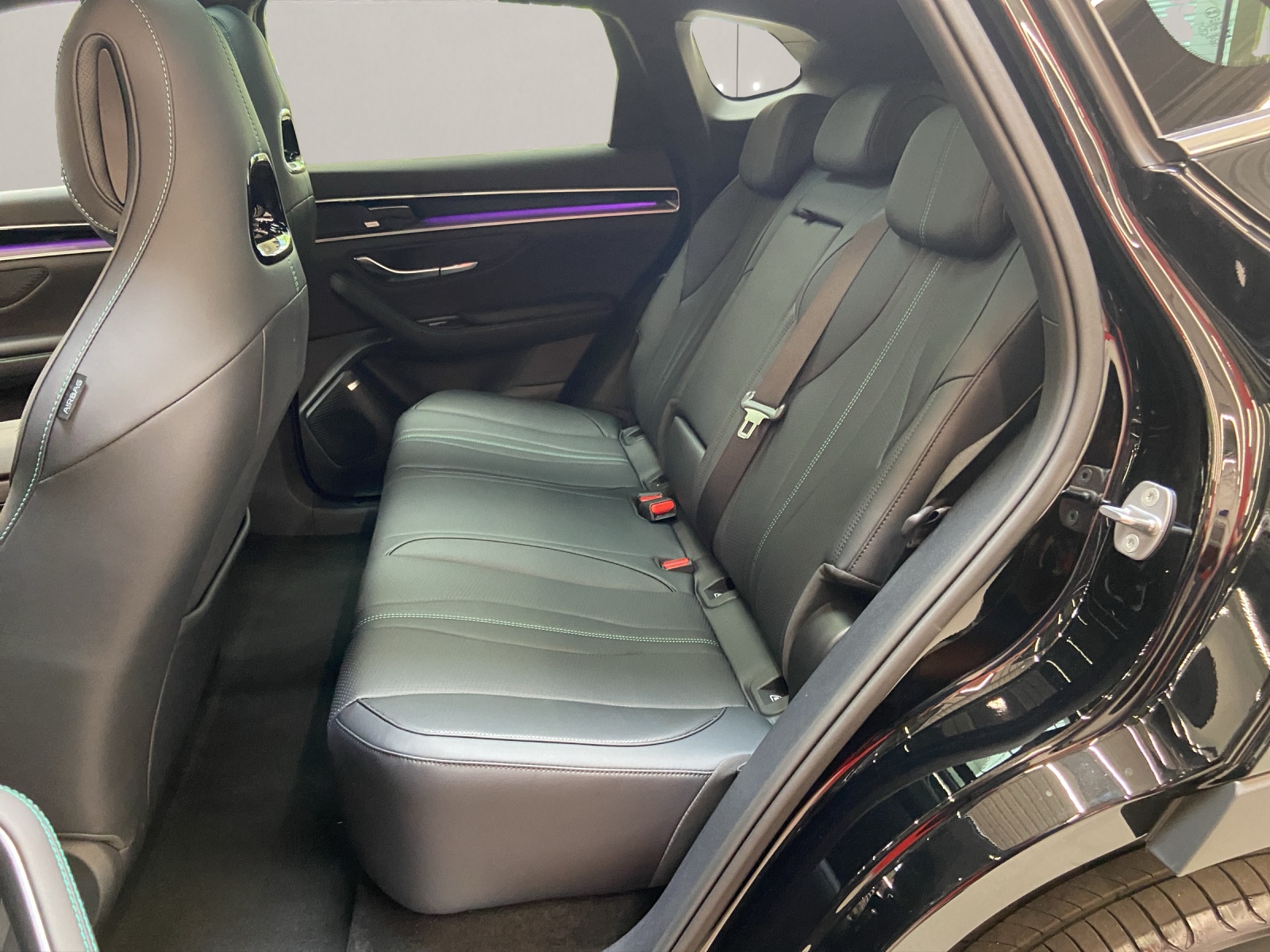BYD Seal U DM-i Design AWD-image-8