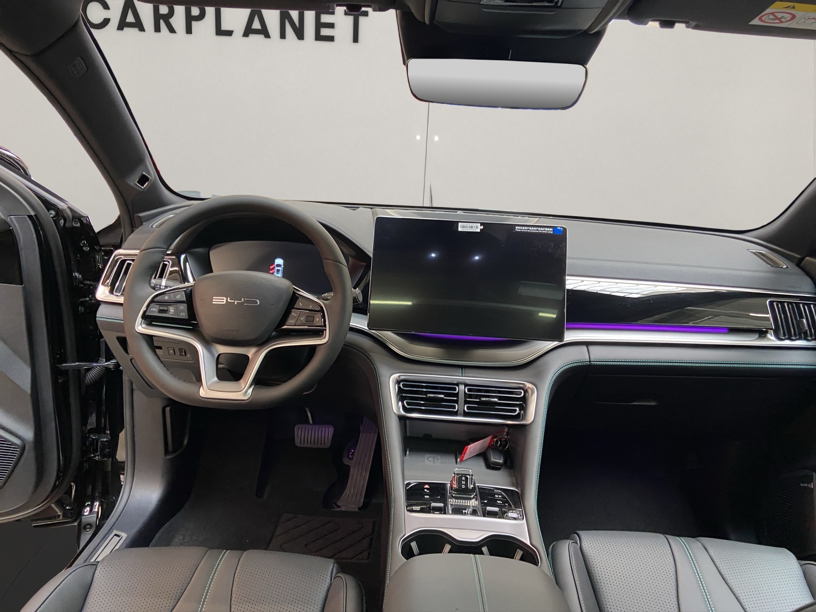 BYD Seal U DM-i Design AWD-image-3