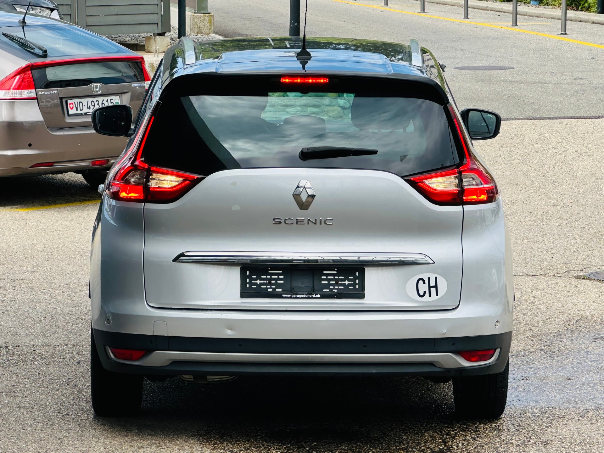 RENAULT Grand Scénic 1.3 16V Turbo Initiale Paris EDC-image-10