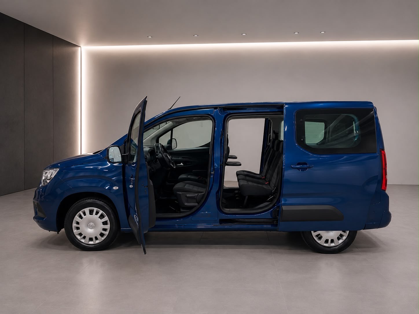 OPEL Combo Life 1.2 Edition Automat-image-2