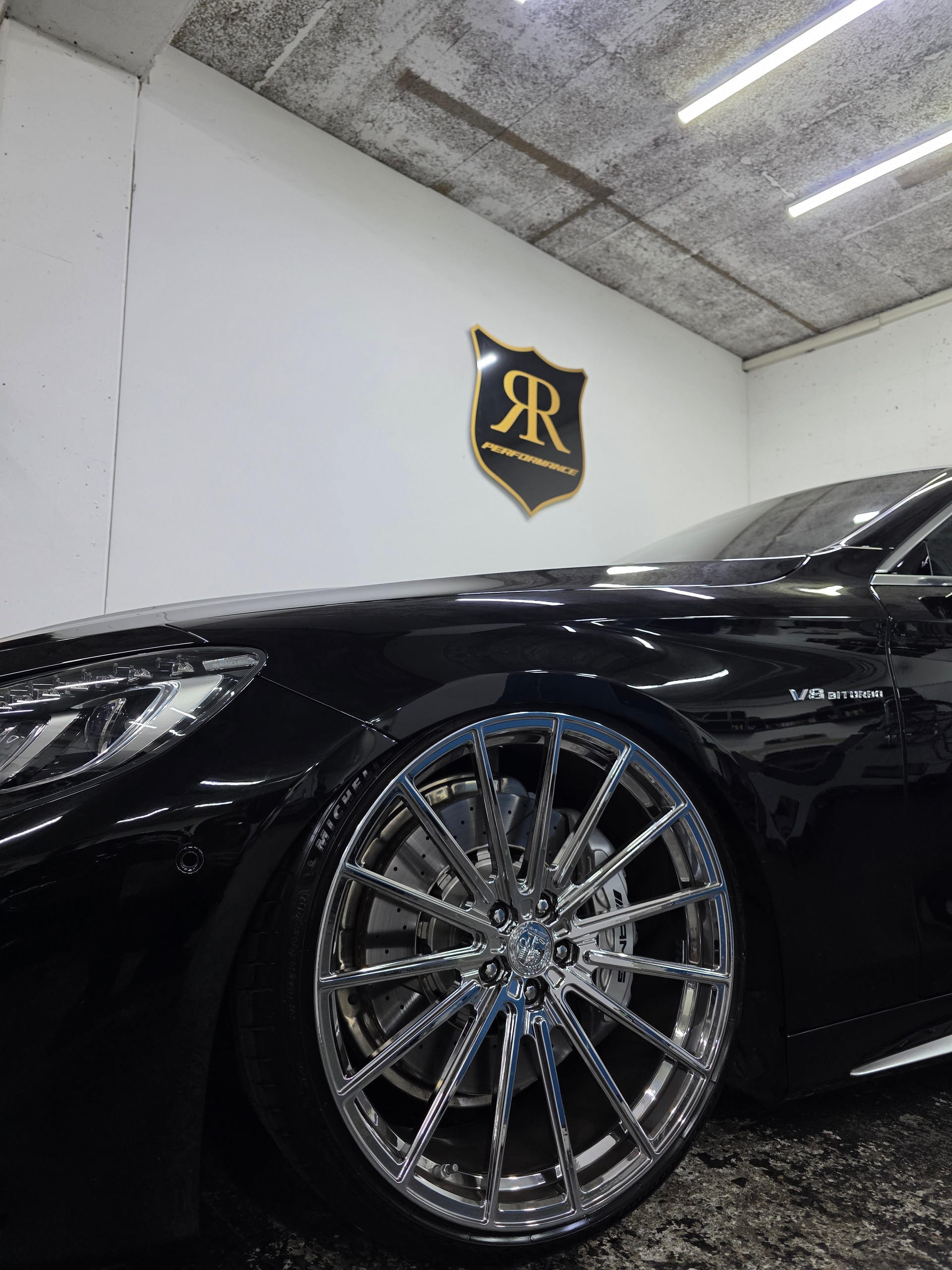 MERCEDES-BENZ S 63 AMG Coupé 4Matic Speedshift MCT-image-2