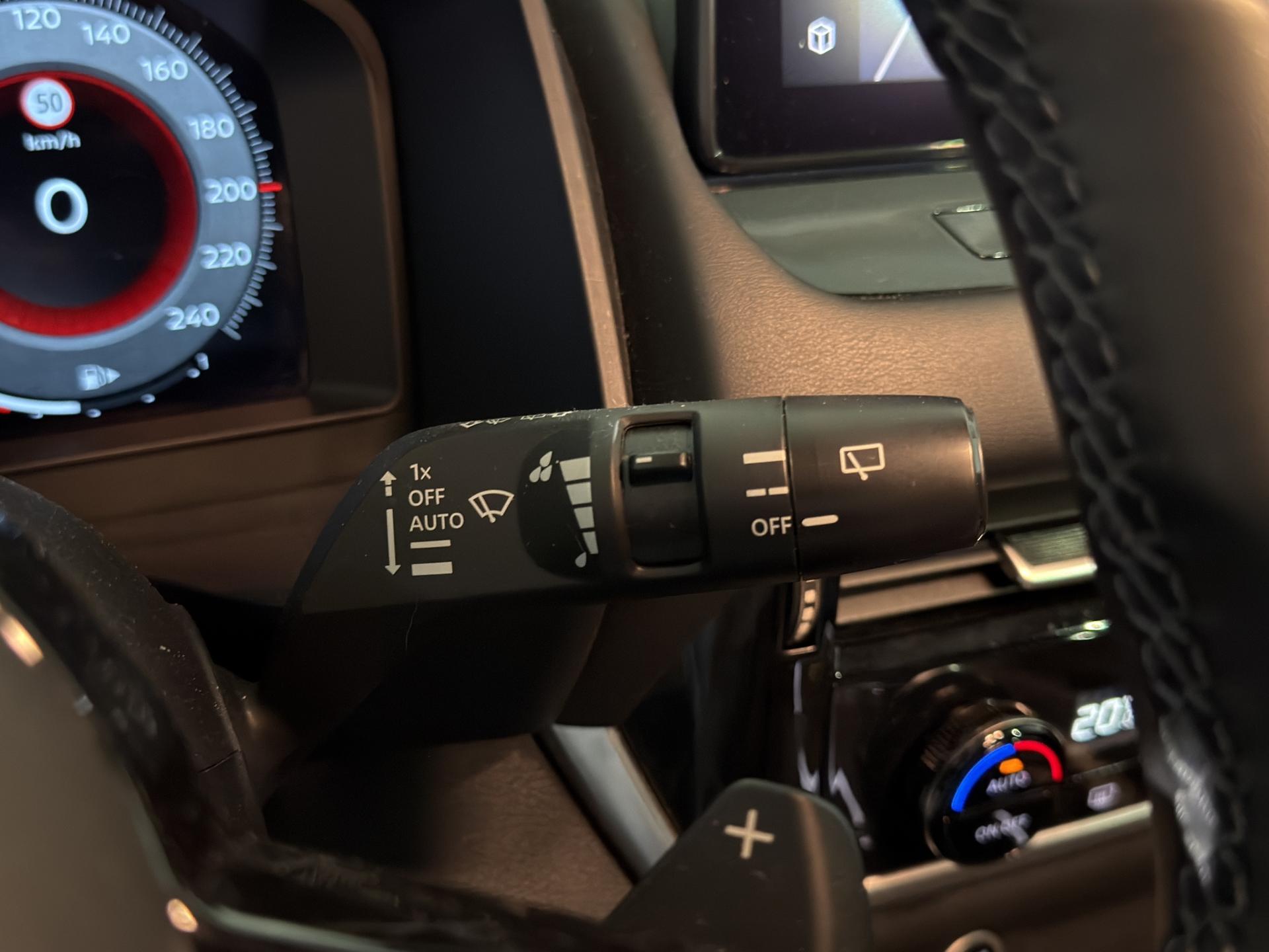 NISSAN Qashqai 1.3 DIG-T MHEV N-Connecta Xtronic-image-21