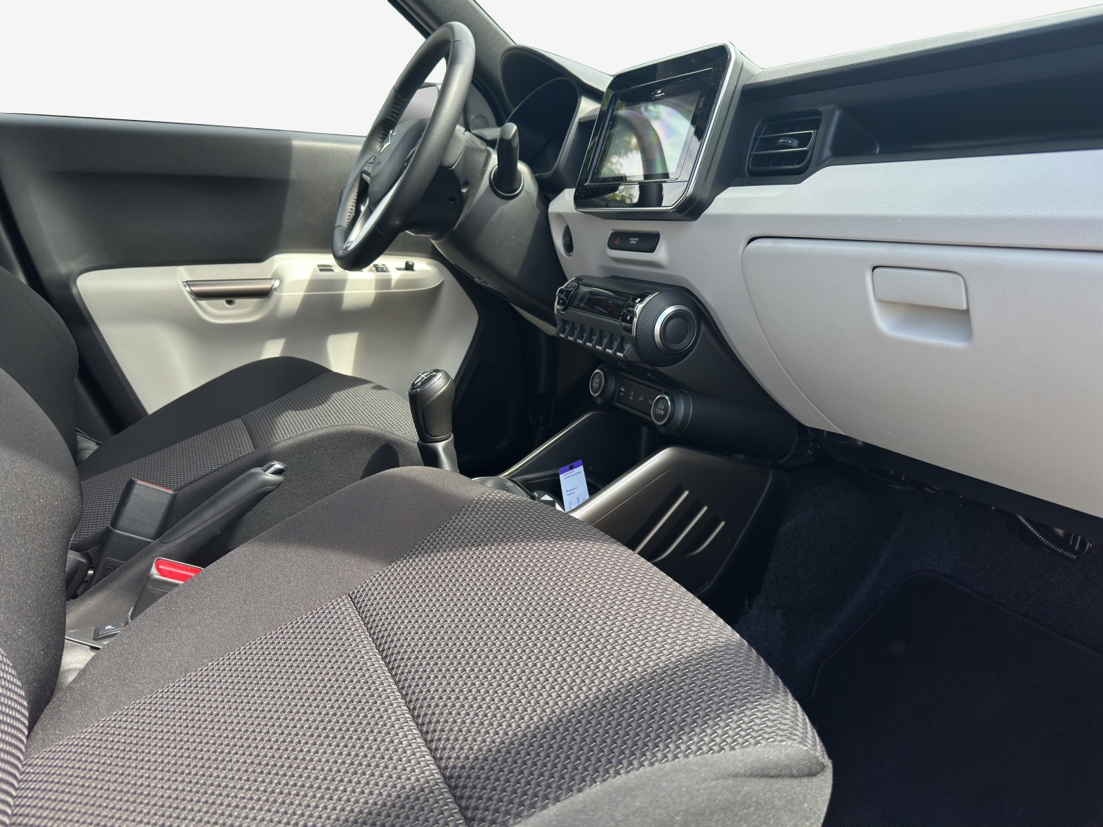 SUZUKI Ignis 1.2i Compact Top Hybrid 4x4-image-14