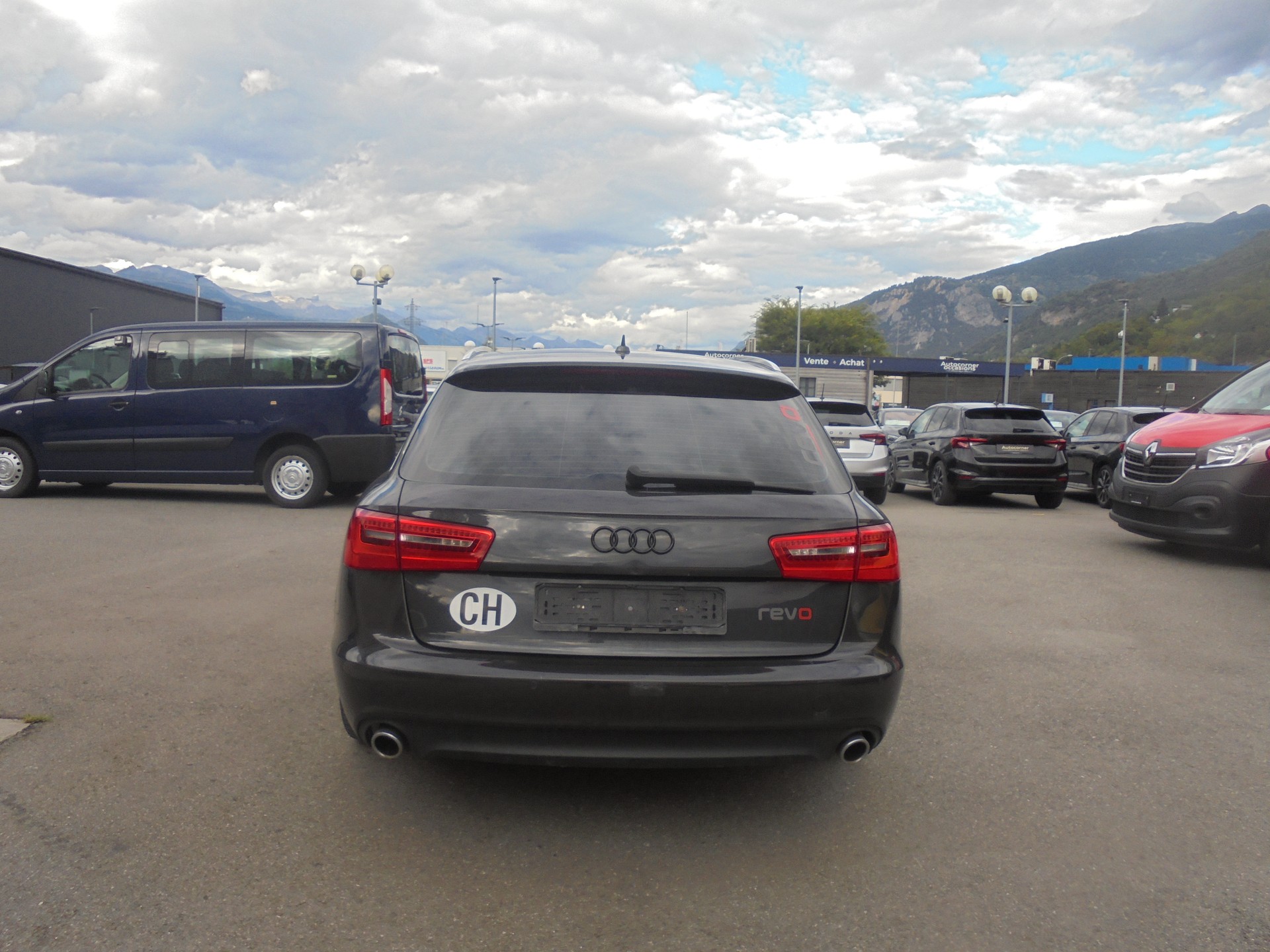 AUDI A6 Avant 3.0 TDI V6 quattro S-tronic-image-5