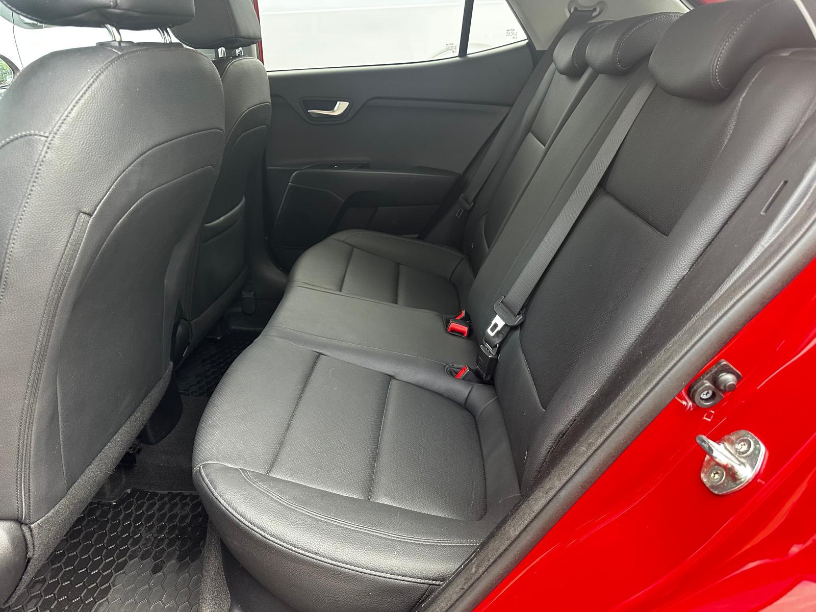 KIA Stonic 1.0 T-GDi-image-10