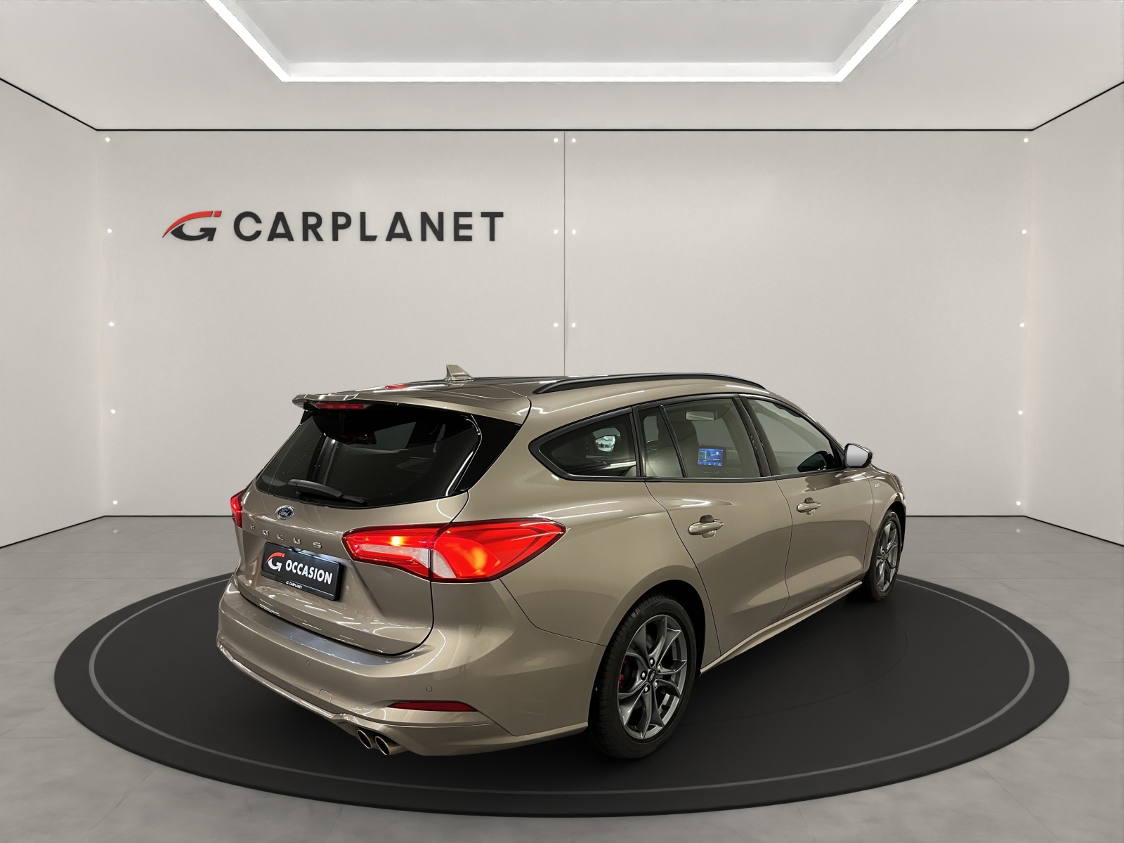 FORD Focus Station Wagon 1.0i EcoB 125 ST-Line-image-4