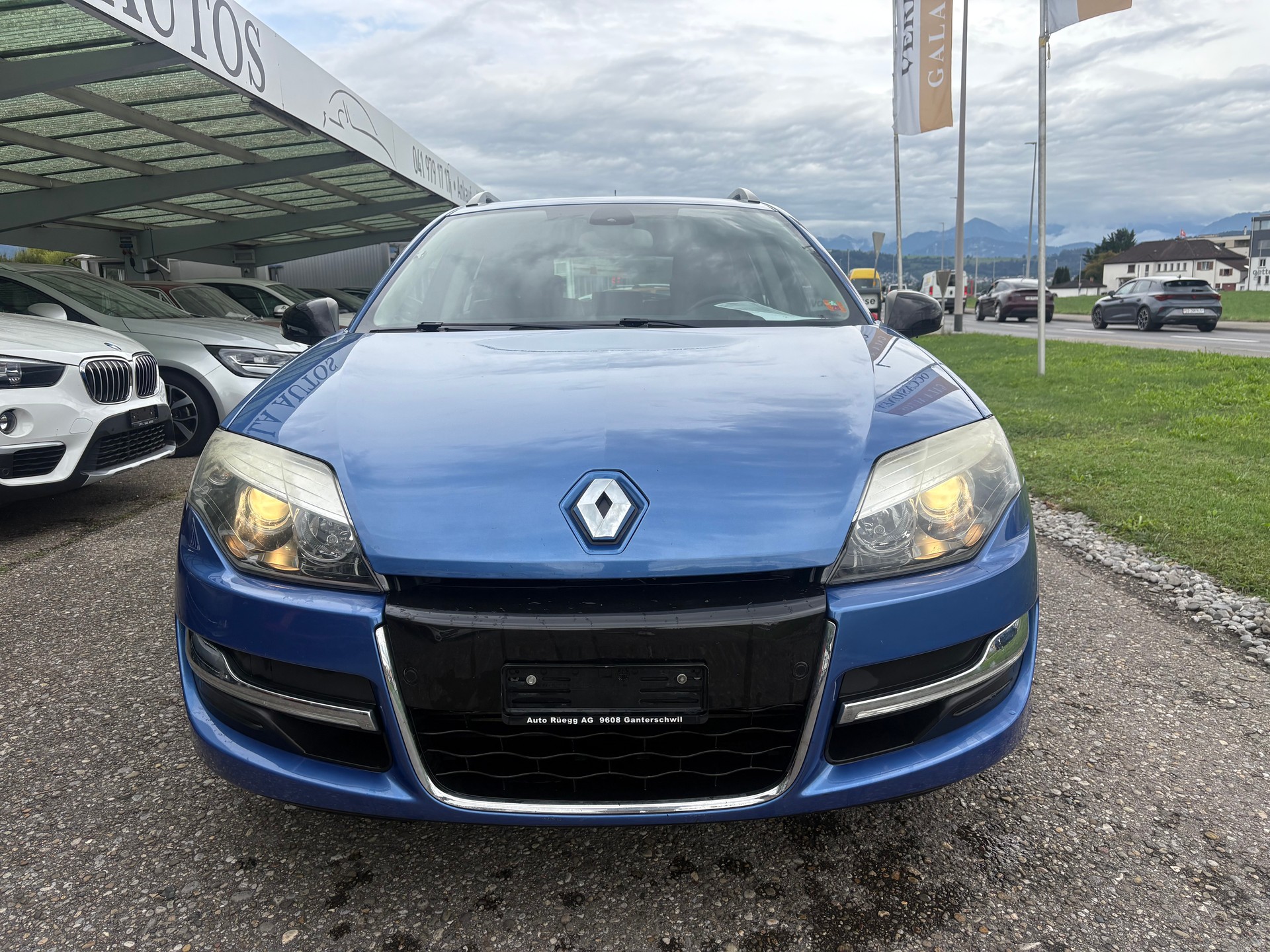 RENAULT Laguna Grandtour 1.5 dCi Bose EDC-image-1