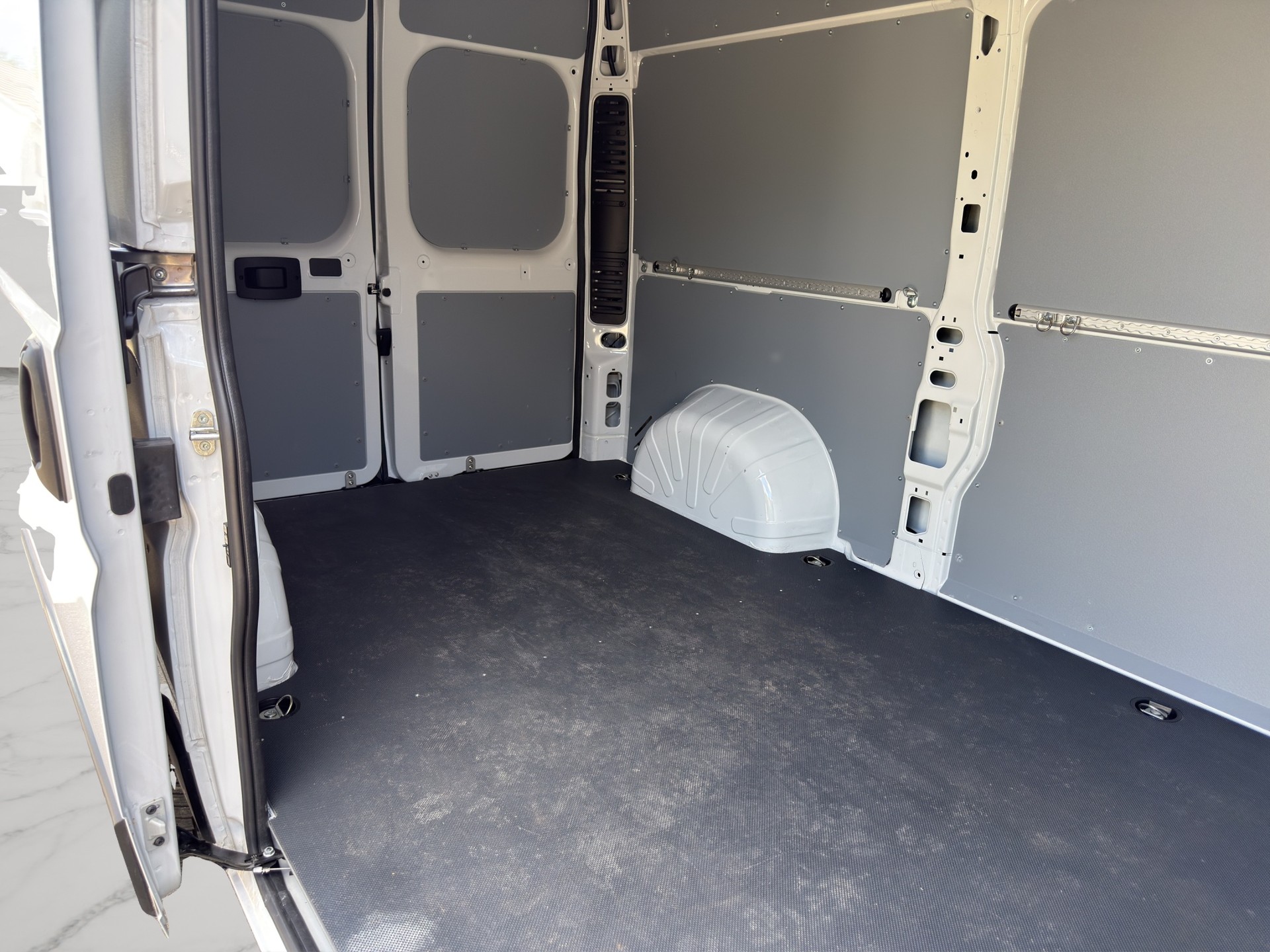 FIAT Ducato 35 L2H2 A8-image-17