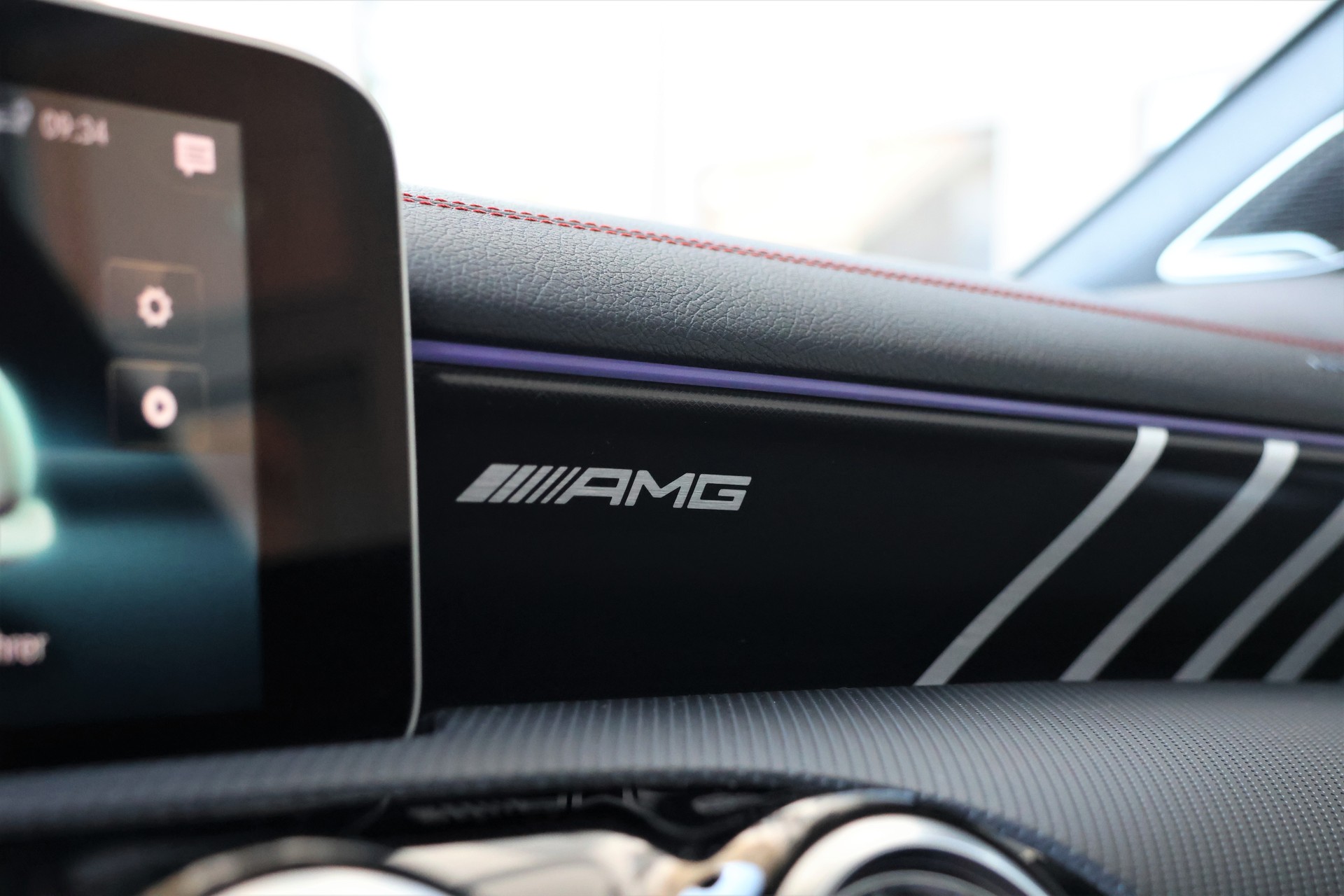 MERCEDES-BENZ CLA Shooting Brake 45 S AMG 4Matic+ 8G-DCT (CH)-image-31