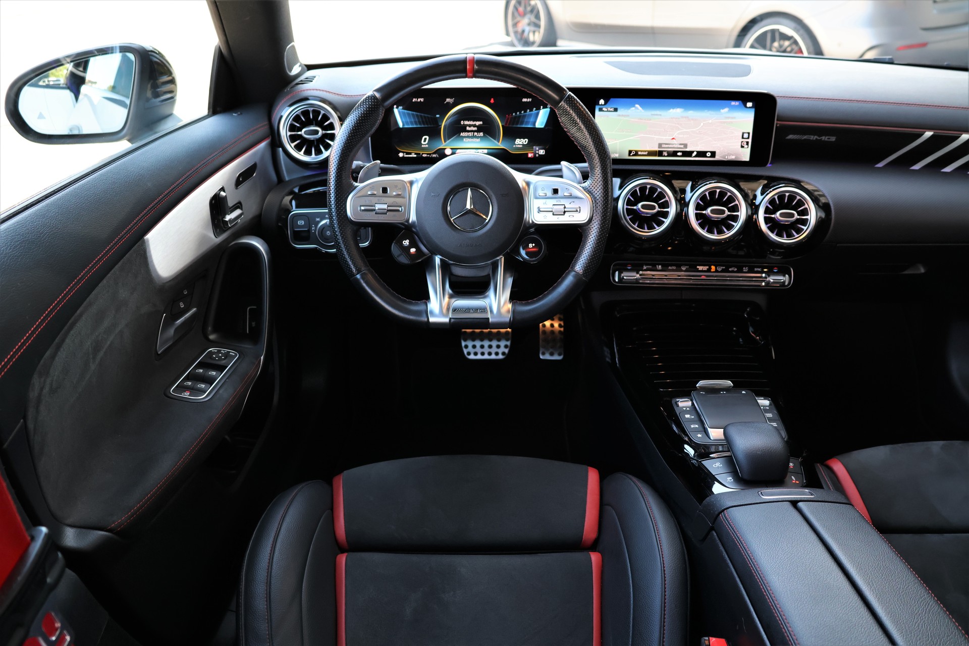 MERCEDES-BENZ CLA Shooting Brake 45 S AMG 4Matic+ 8G-DCT (CH)-image-14