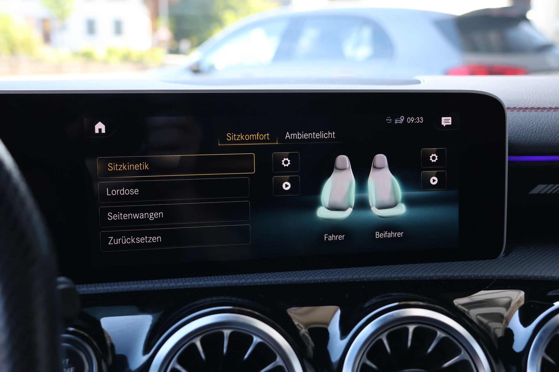 MERCEDES-BENZ CLA Shooting Brake 45 S AMG 4Matic+ 8G-DCT (CH)-image-29
