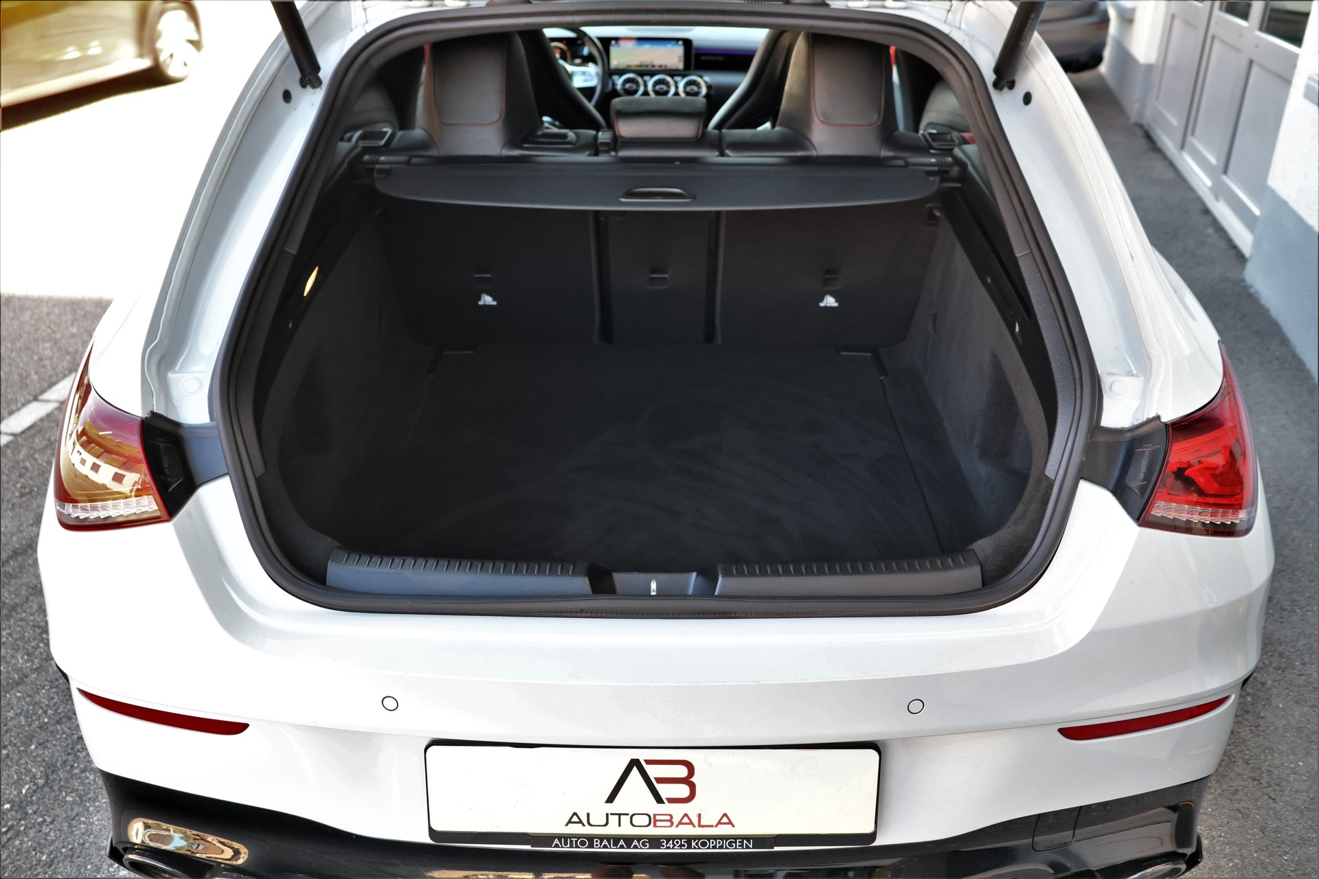 MERCEDES-BENZ CLA Shooting Brake 45 S AMG 4Matic+ 8G-DCT (CH)-image-19