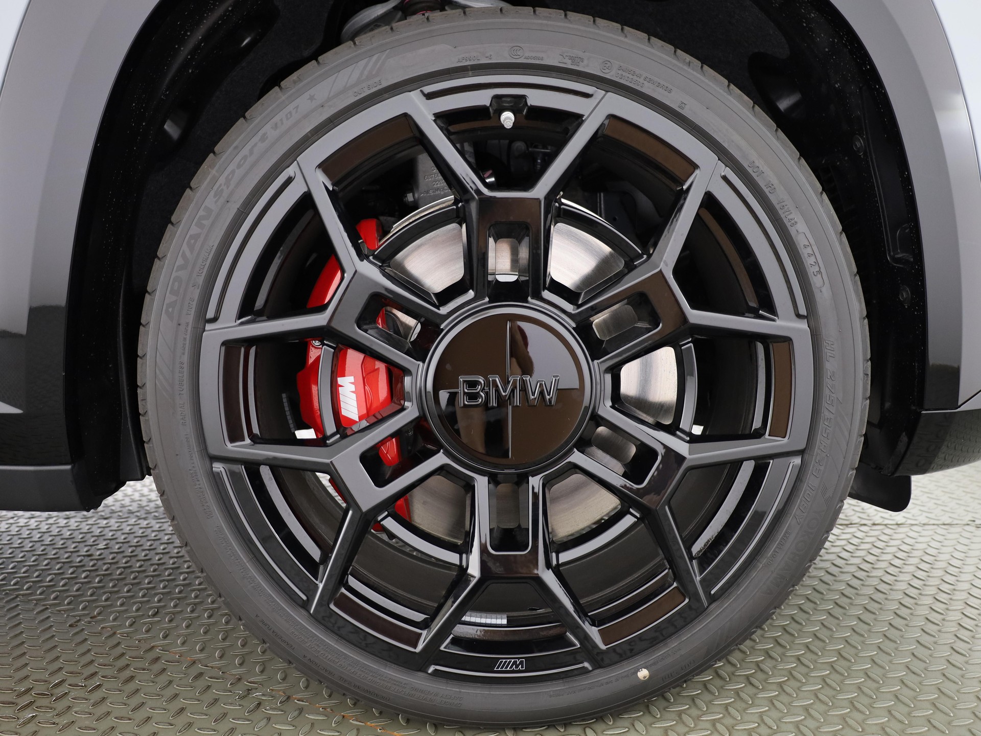 BMW XM Label Plug-in Hybrid-image-5