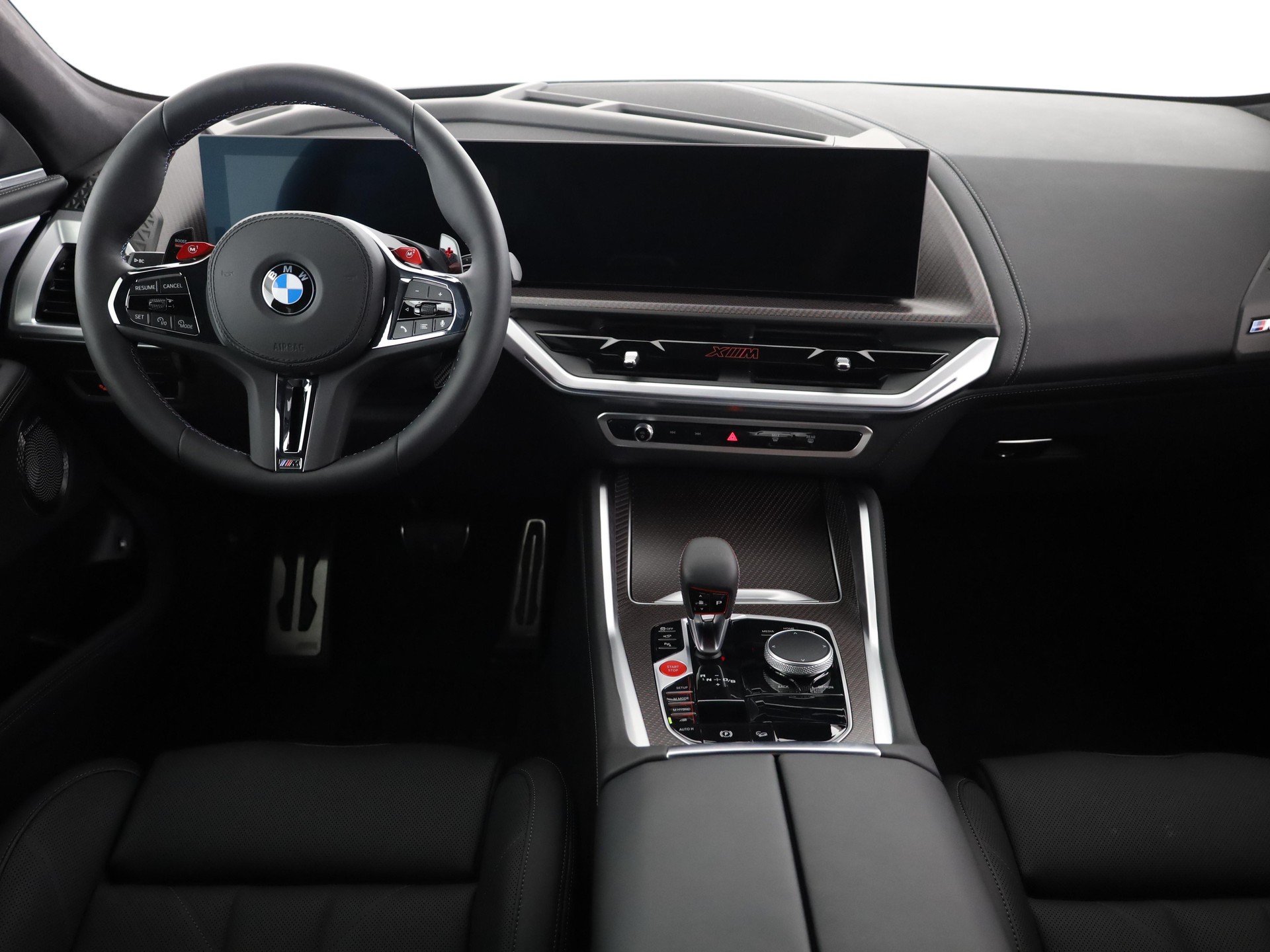 BMW XM Label Plug-in Hybrid-image-16