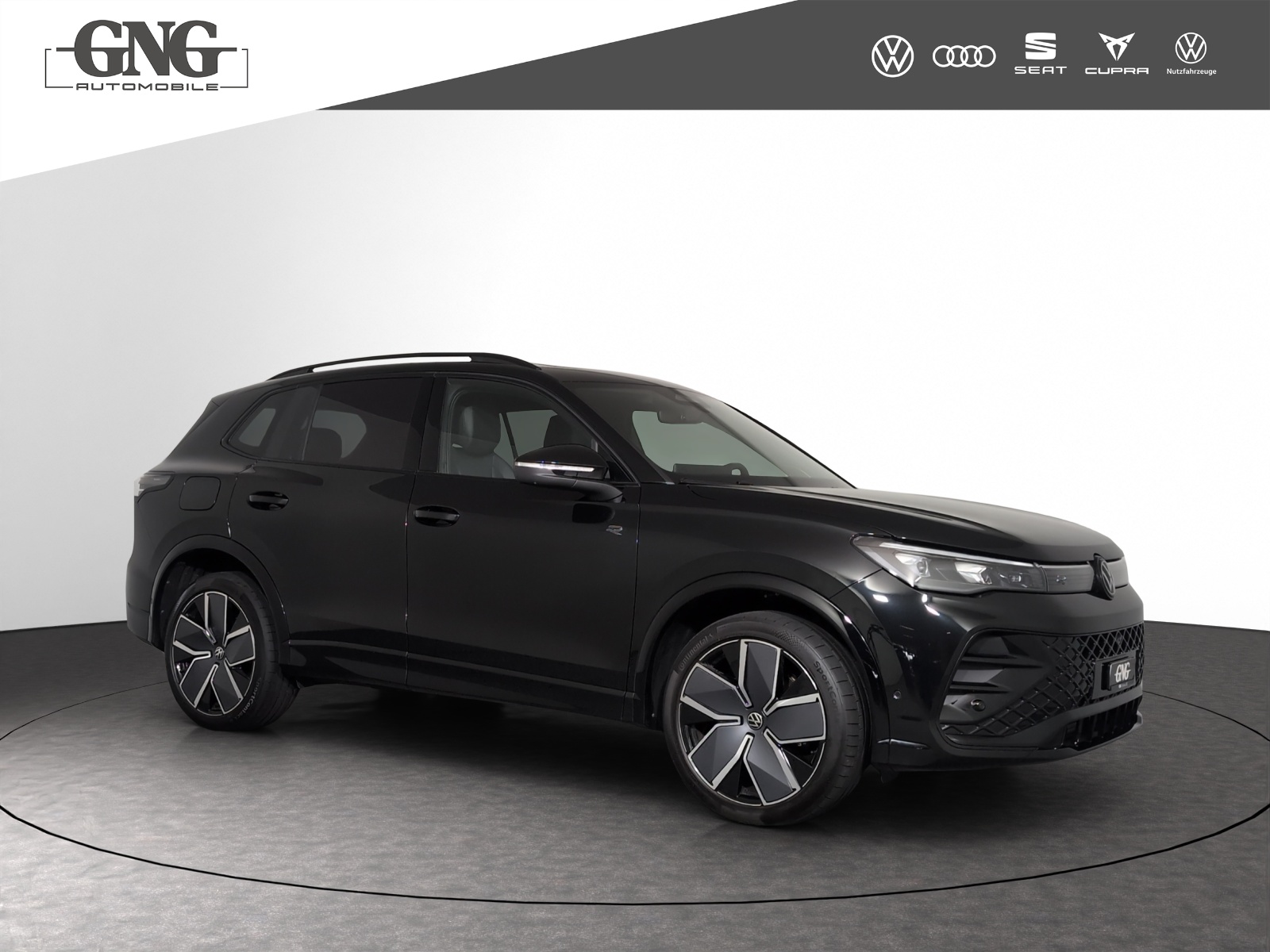 VW Tiguan 2.0 TSI DSG R-Line 4Motion-showroom-element-3
