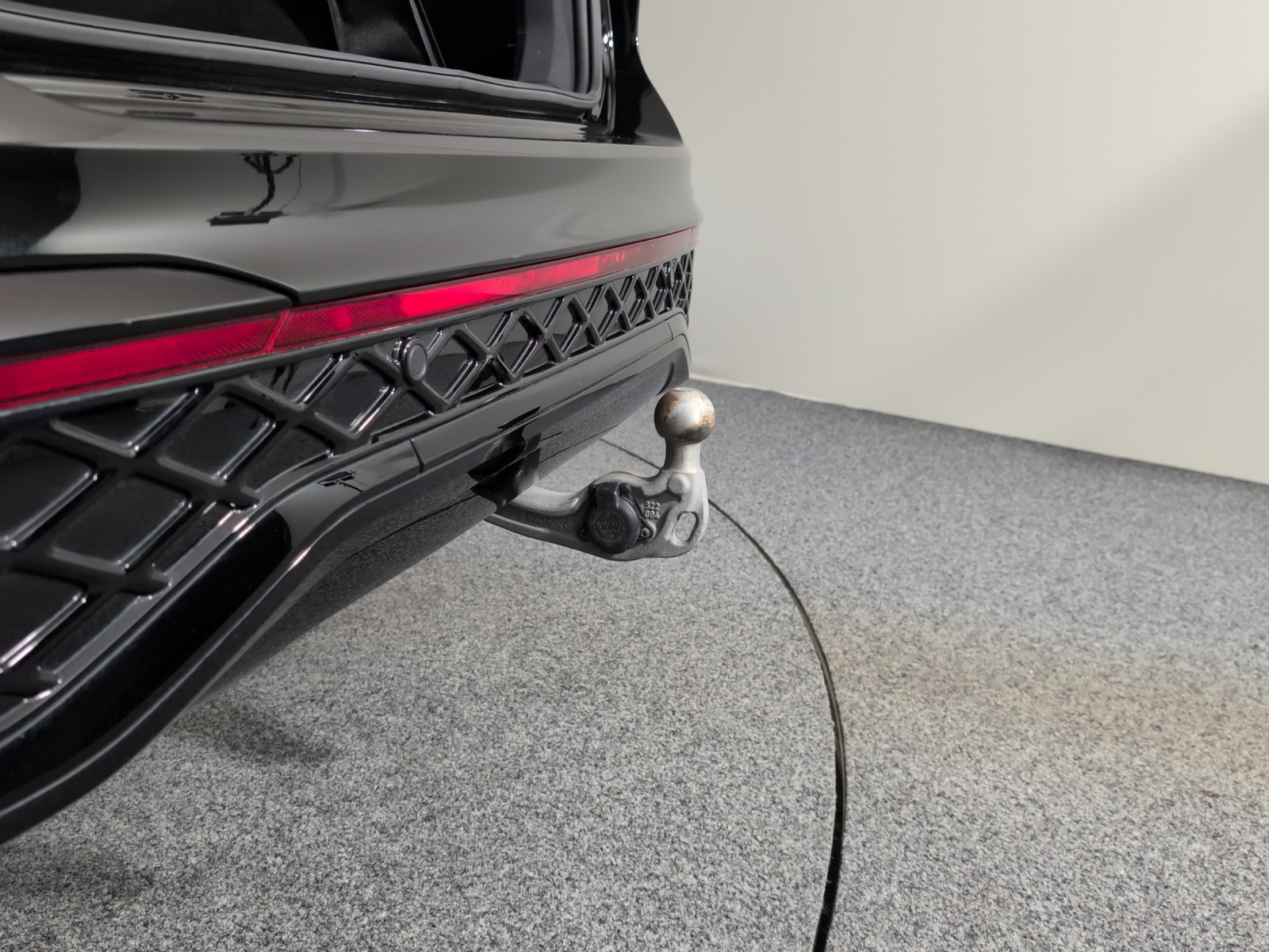 VW Tiguan 2.0 TSI DSG R-Line 4Motion-image-15