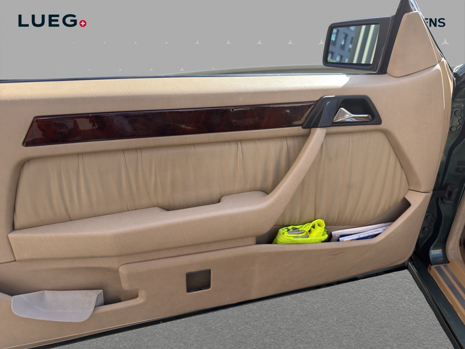 MERCEDES-BENZ E 220 Cabrio - 124er-image-12