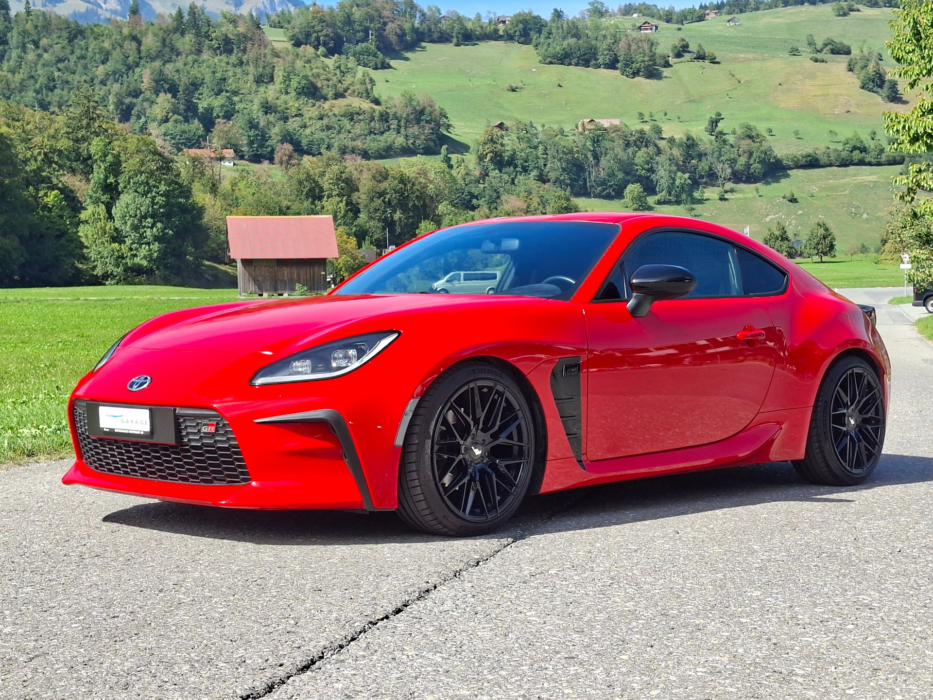 TOYOTA GR 86 2.4 Sport+ *8-fach bereift*