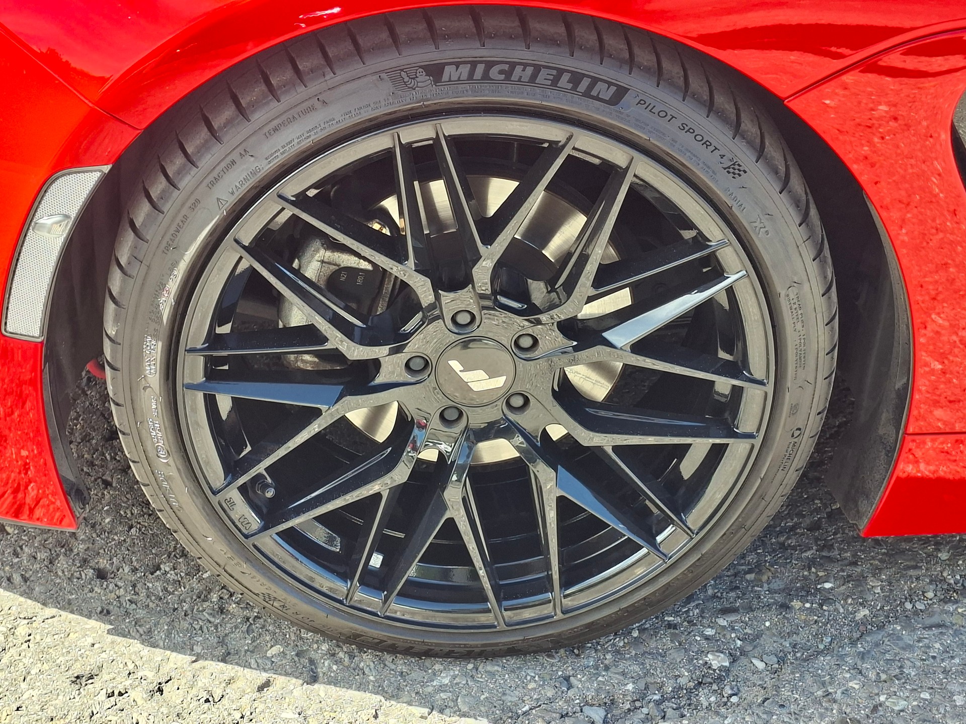 TOYOTA GR 86 2.4 Sport+ *8-fach bereift*-image-6