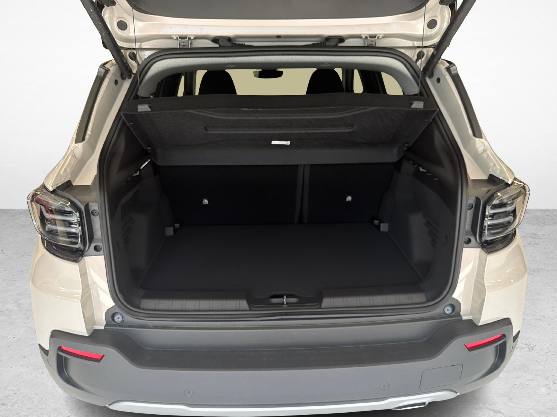 JEEP Avenger 1.2 MHEV Summit-image-11