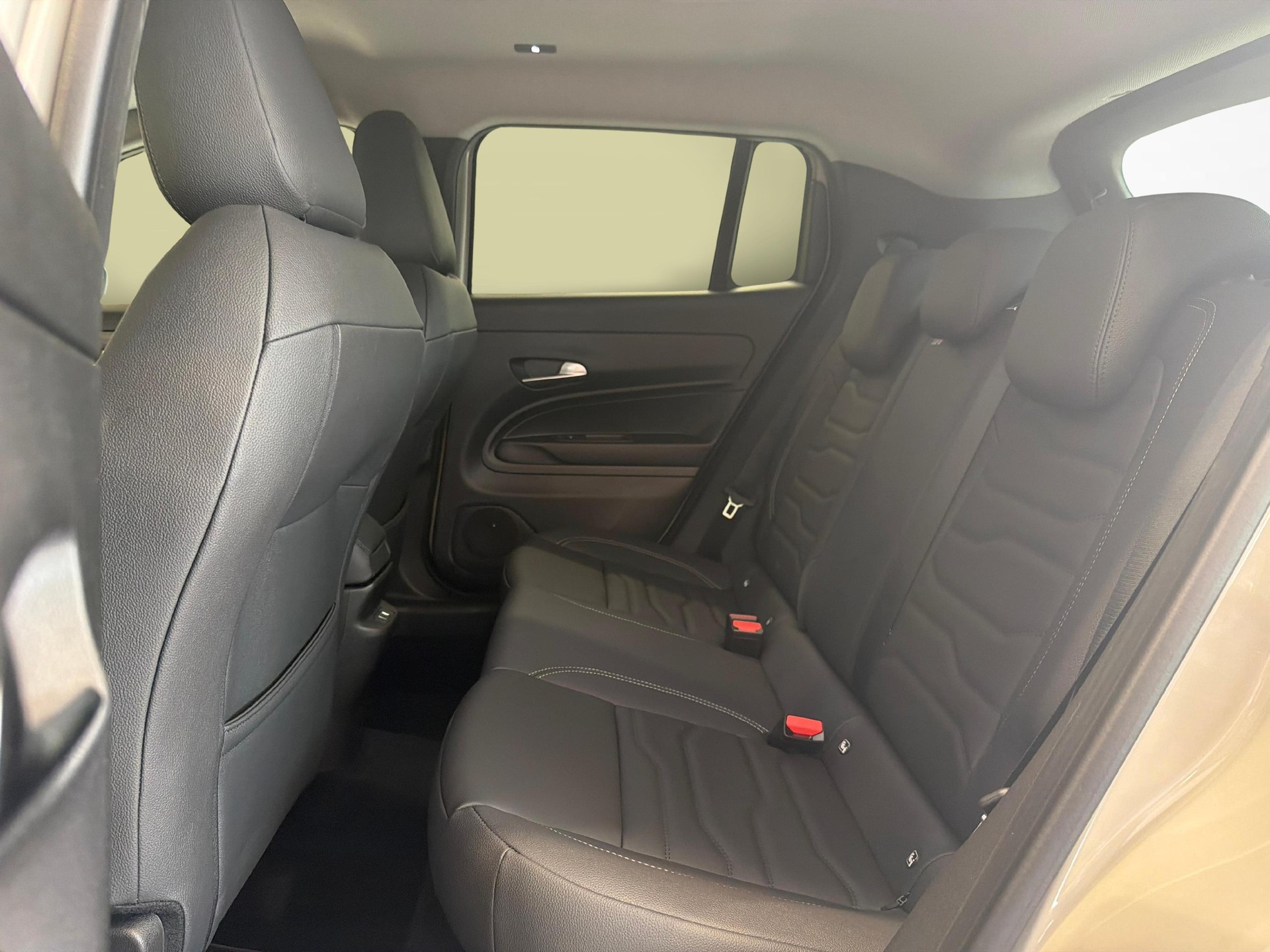 JEEP Avenger 1.2 MHEV Summit-image-10
