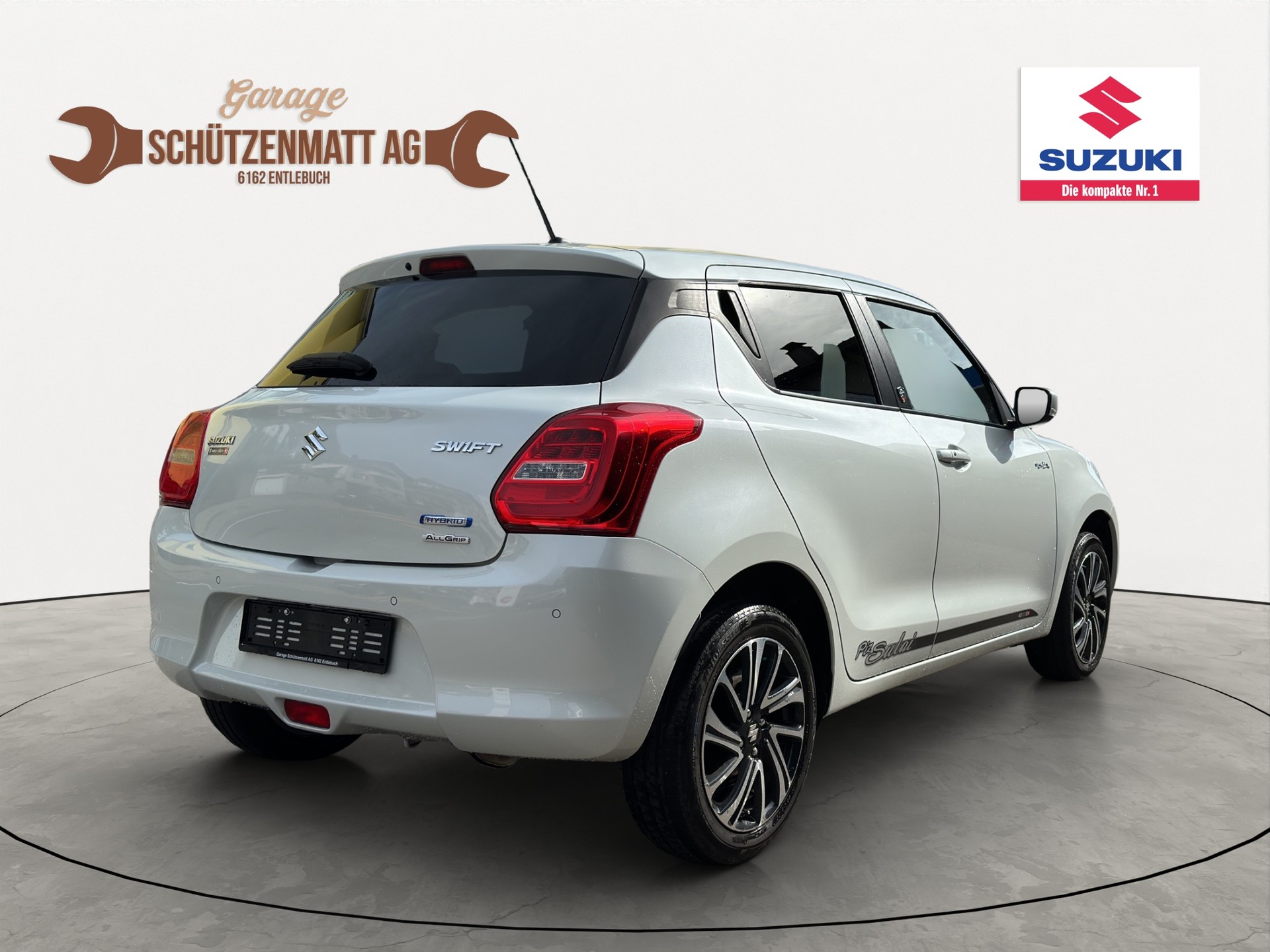 SUZUKI Swift 1.2 Compact Top 4x4 Hybrid-image-3