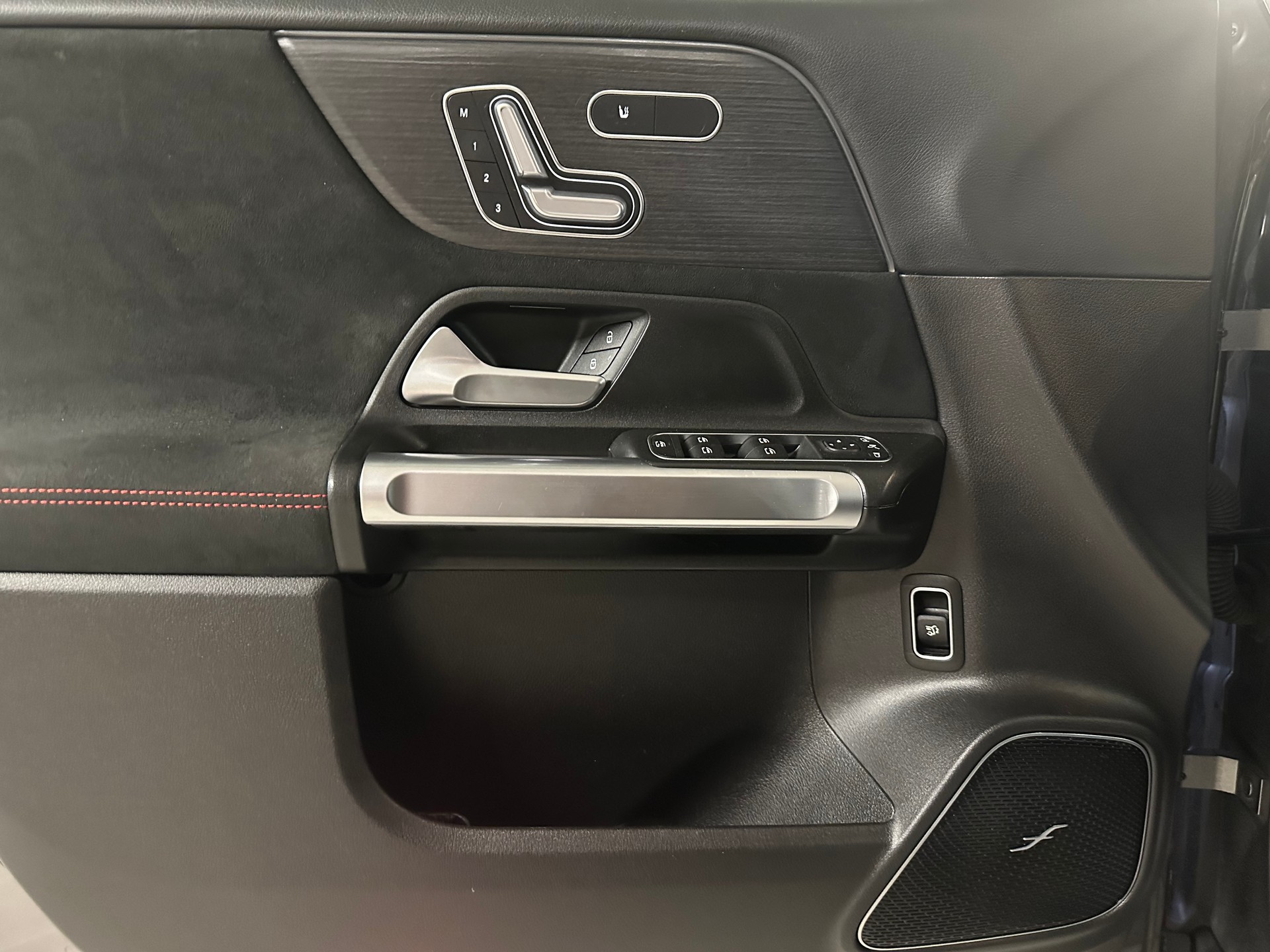 MERCEDES-BENZ GLB 35 AMG Performance 4Matic 8G-Tronic-image-16