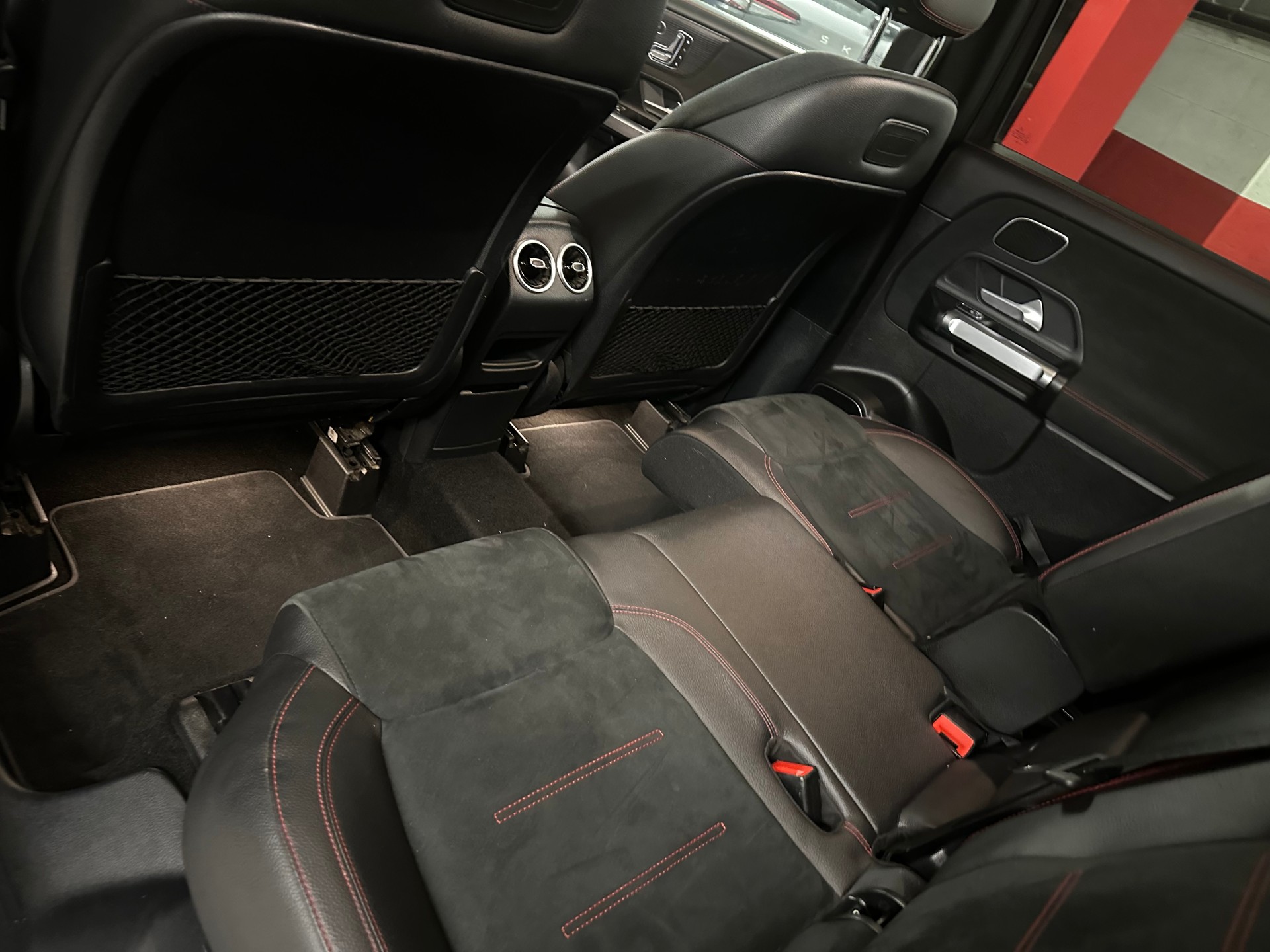 MERCEDES-BENZ GLB 35 AMG Performance 4Matic 8G-Tronic-image-22