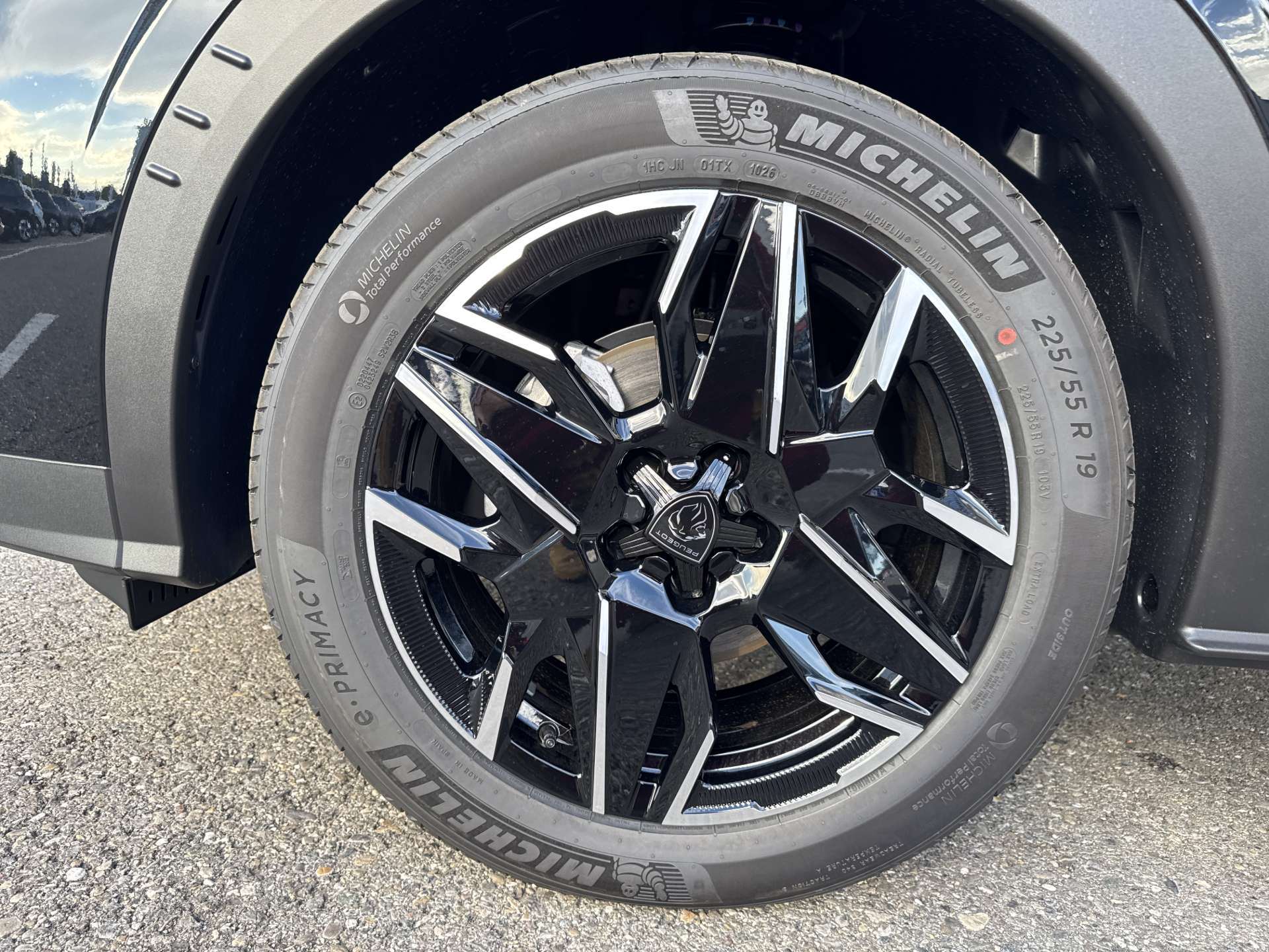 PEUGEOT 3008 145 GT Hybrid e-DCS-Automat-image-8