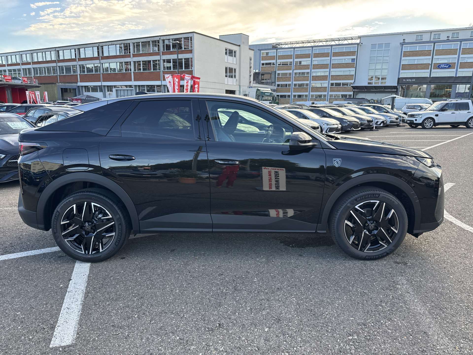 PEUGEOT 3008 145 GT Hybrid e-DCS-Automat-image-10