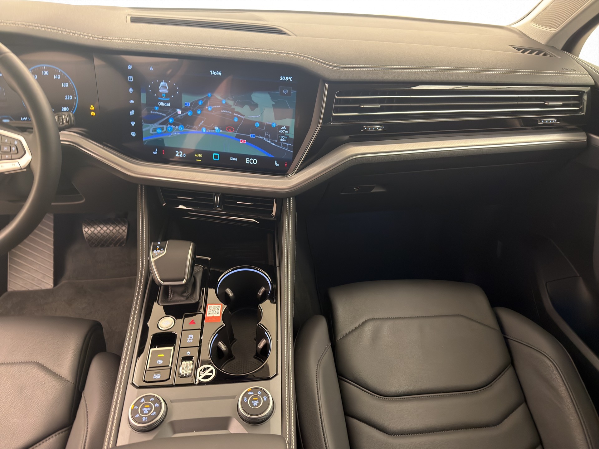 VW Touareg 3.0 V6 TDI-image-15
