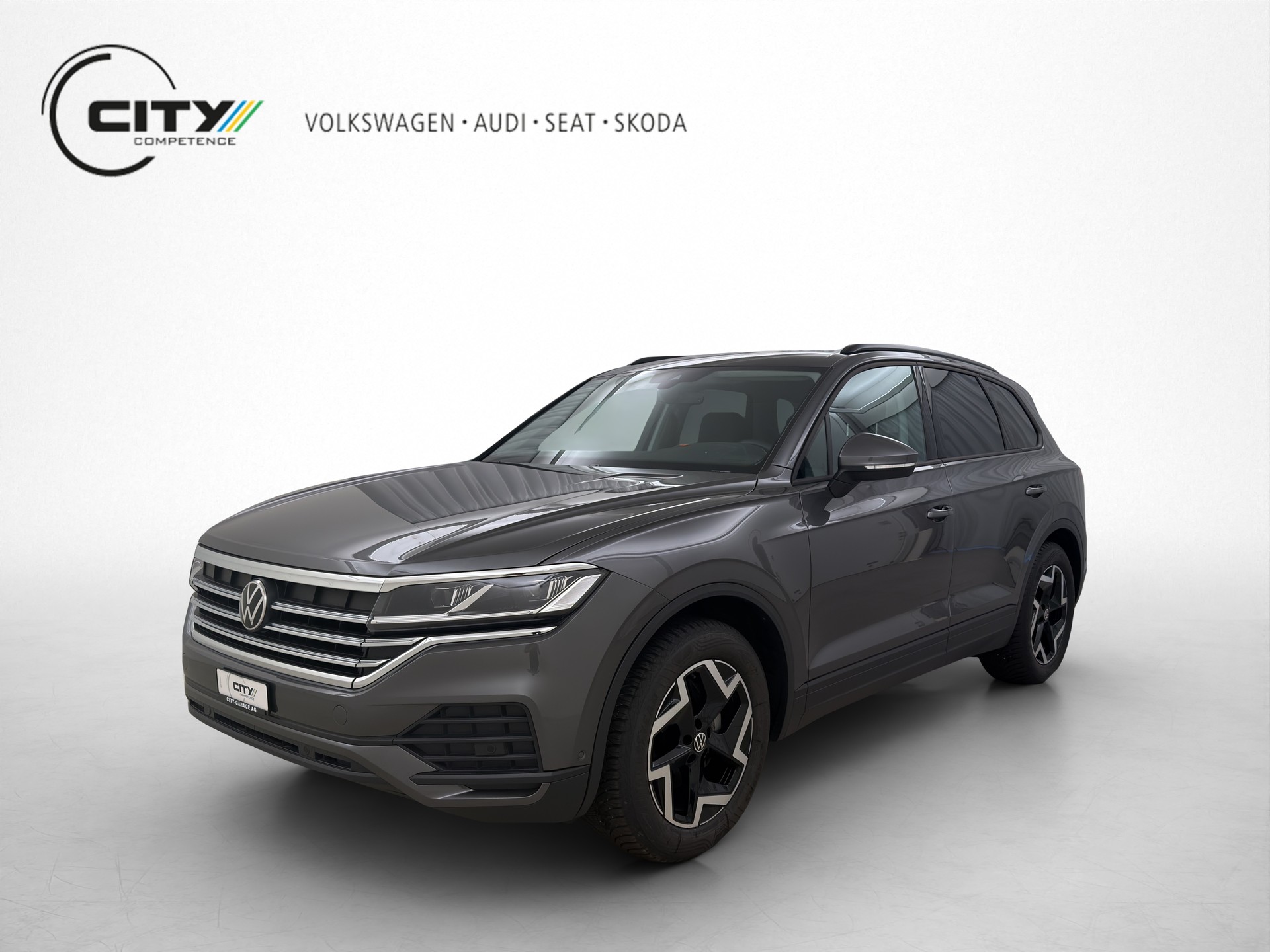 VW Touareg 3.0 V6 TDI-image-1