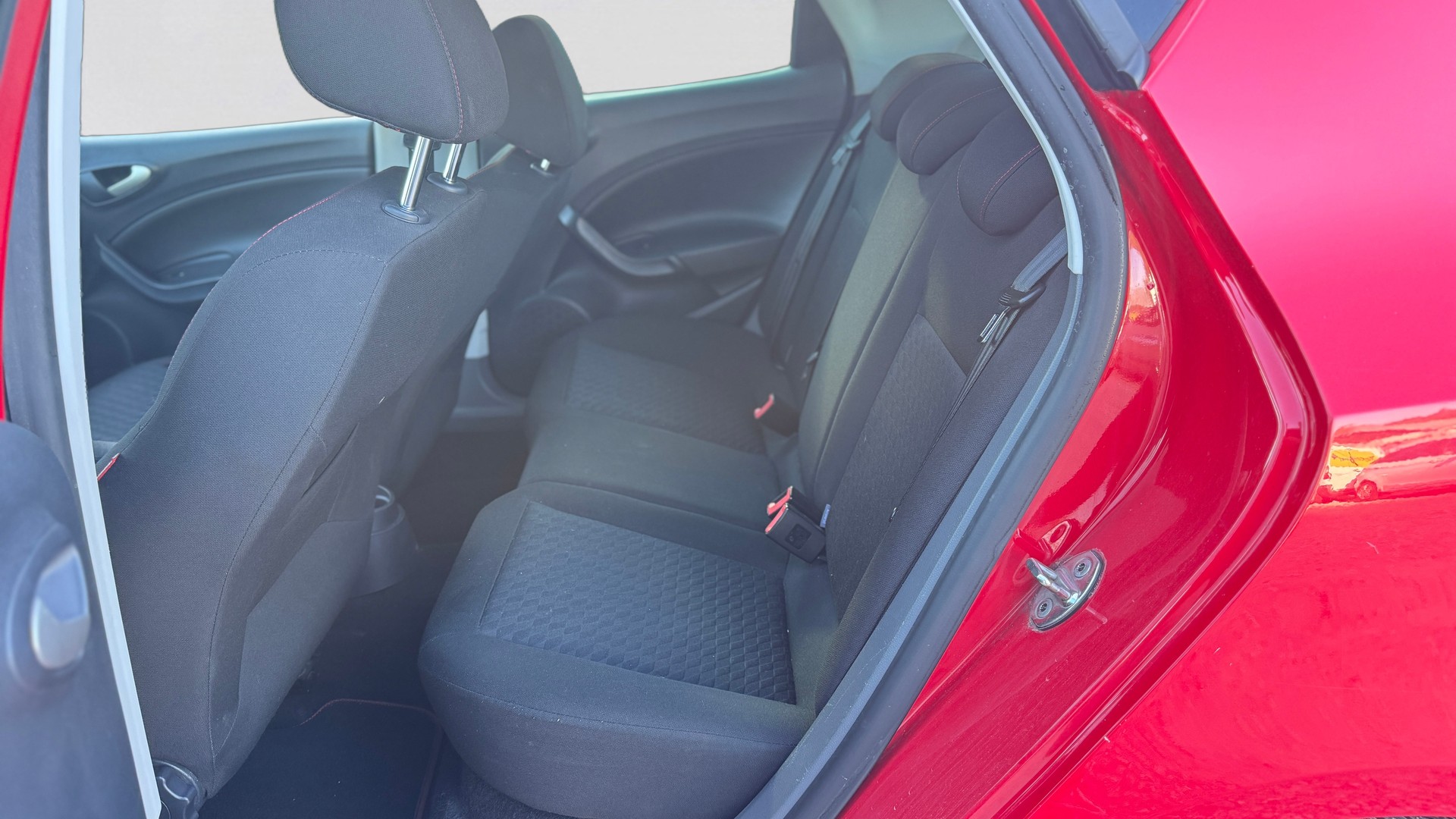 SEAT Ibiza 2.0 TDI FR-image-9