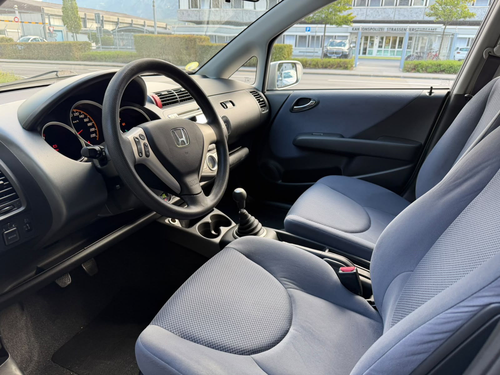 HONDA Jazz 1.4i ES-image-10