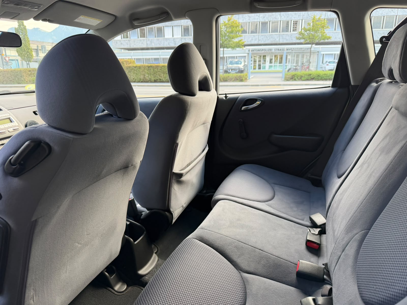 HONDA Jazz 1.4i ES-image-8