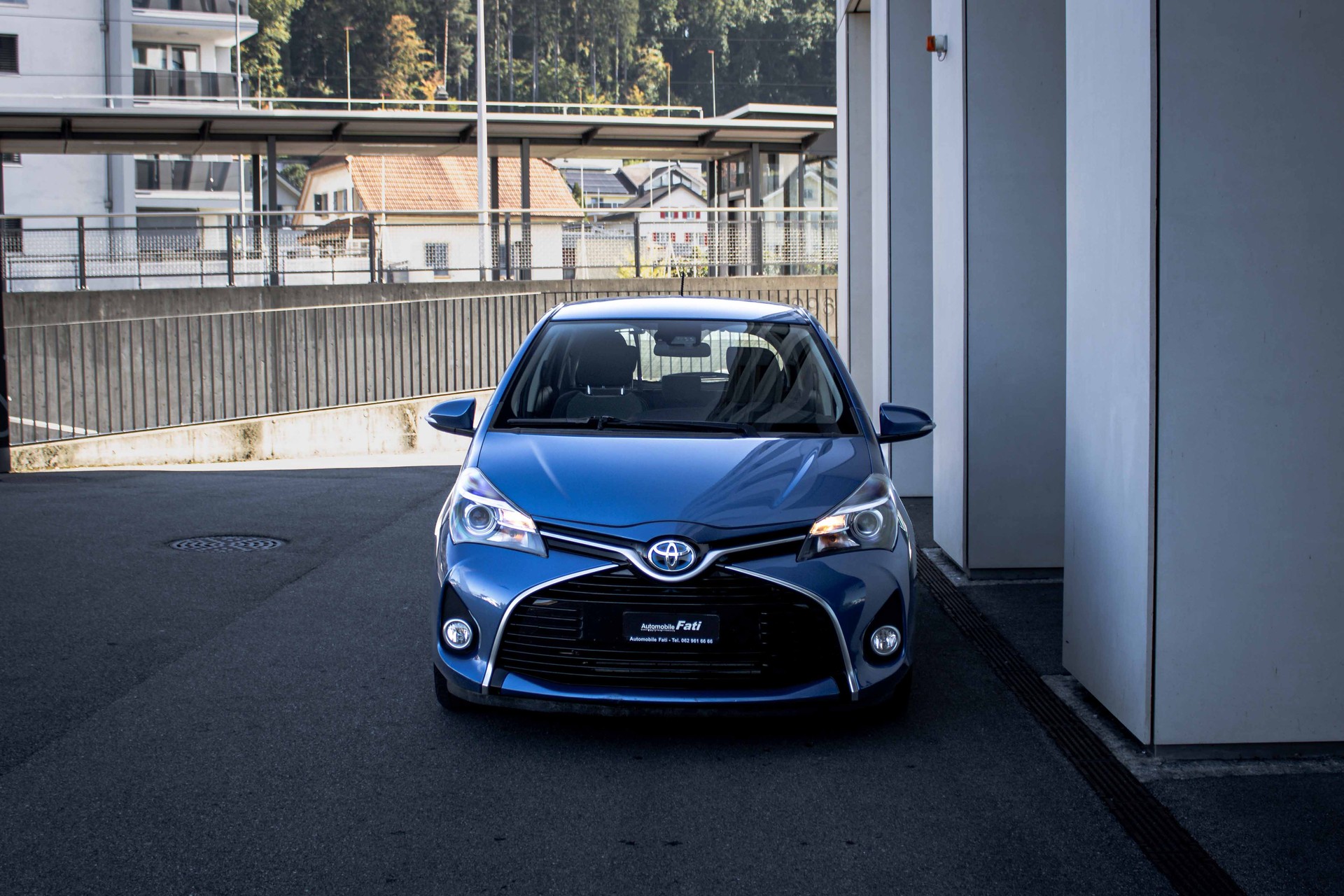 TOYOTA Yaris 1.5 VVT-i Hybrid Edition S e-CVT-image-2