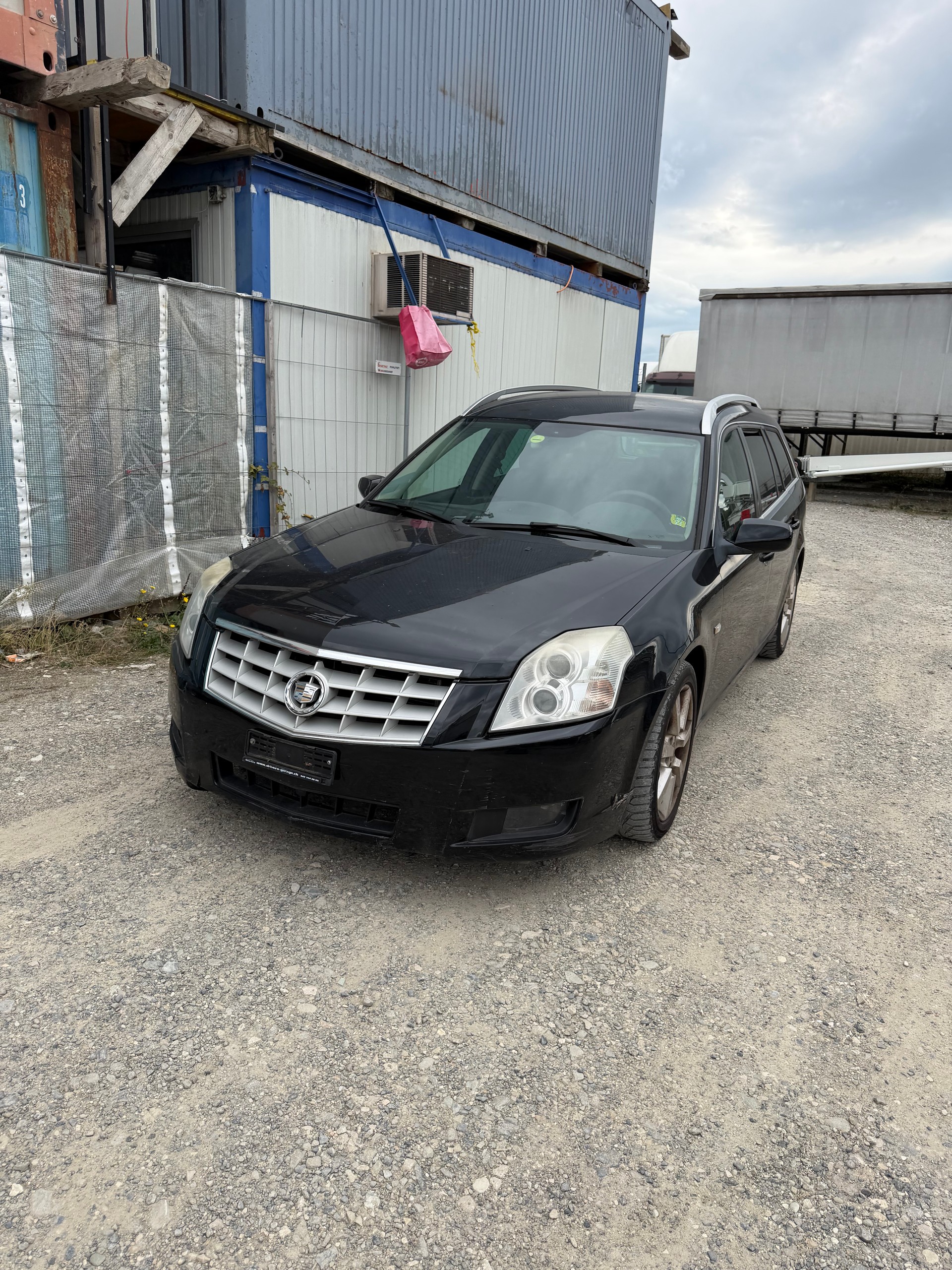 CADILLAC BLS-image-3