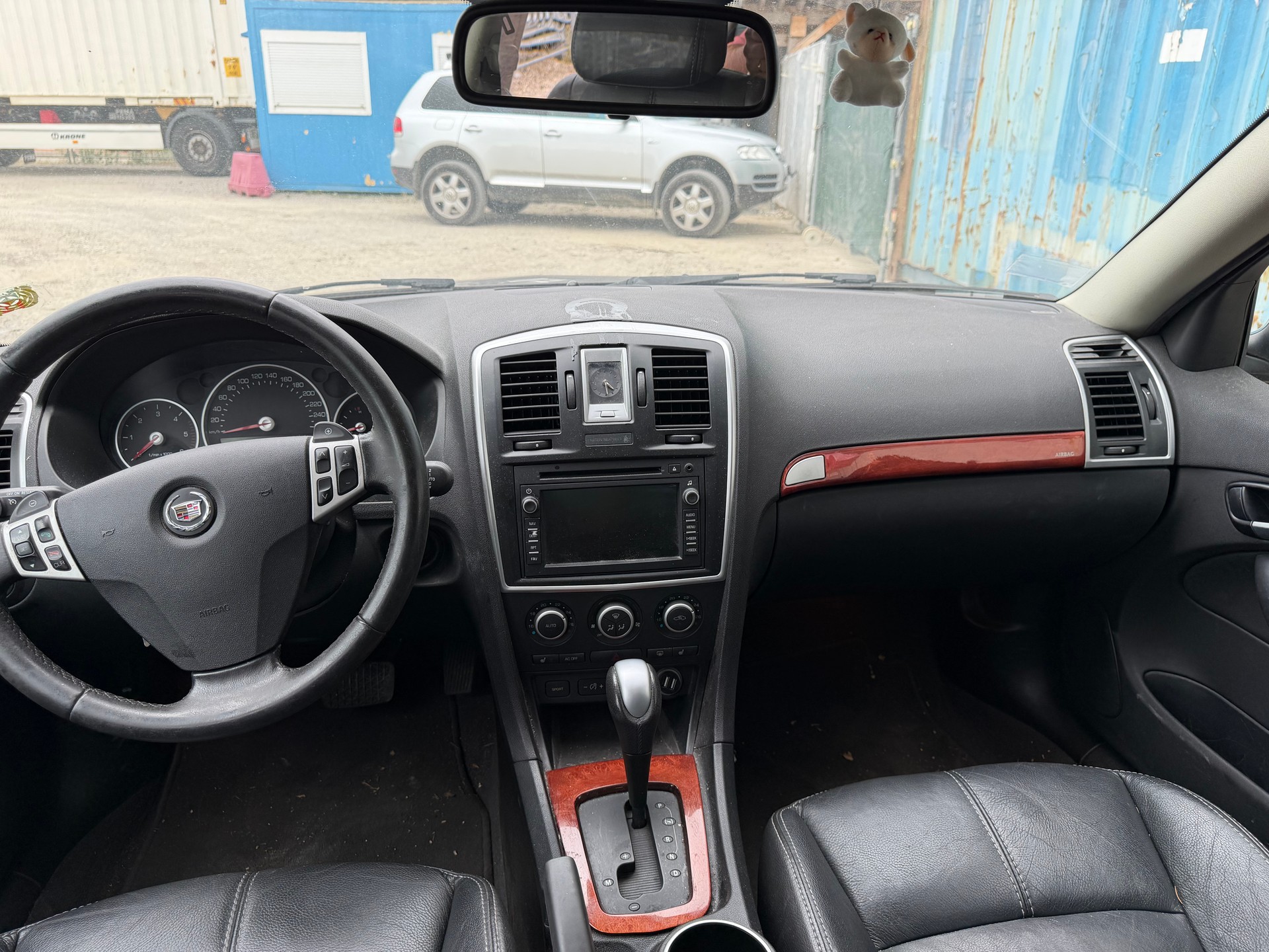 CADILLAC BLS-image-11